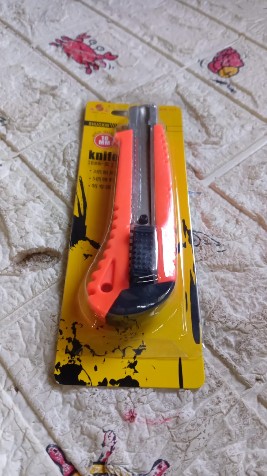 Multi - Use Iron Cutter, Cutting Blade and Precision Knife Blade, Utility Knife - Heavy Duty Industrial Cutter Knife (18mm) - infinityexculsivestore.com