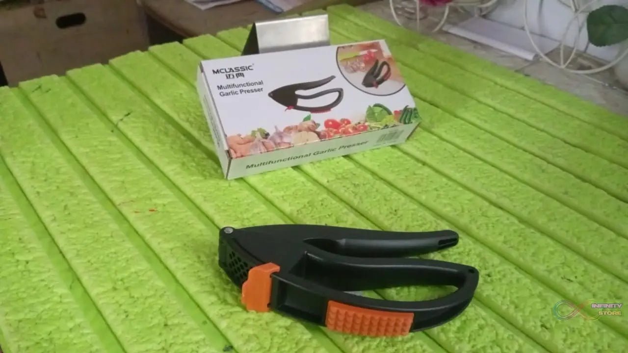 Multifunctional Garlic Press, Garlic Mincing & Crushing Tool (1 Pc) - infinityexculsivestore.com