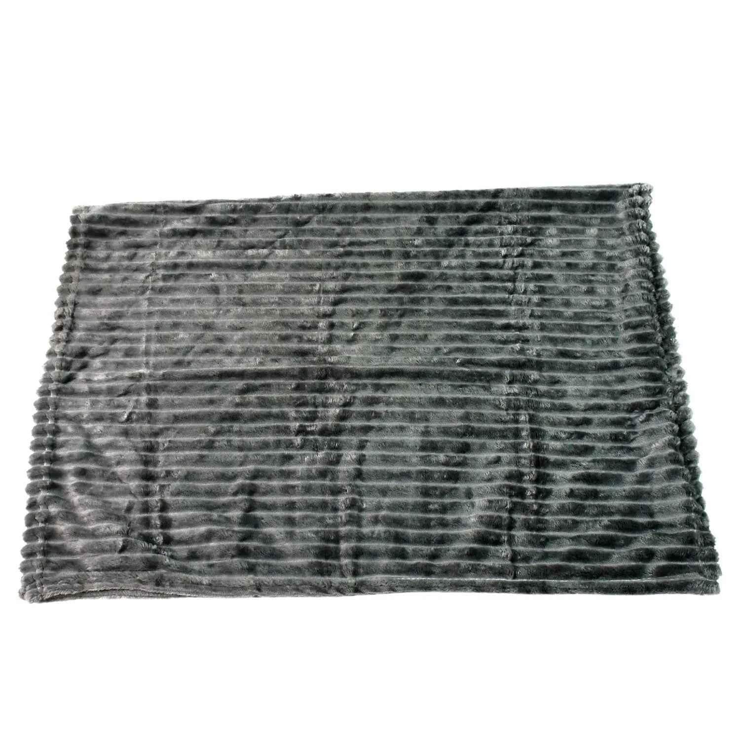 Pet Soft Cat Dog Blanket / Towel (110×70 Cm / 1 Pc / Mix Color & Design) - infinityexculsivestore.com