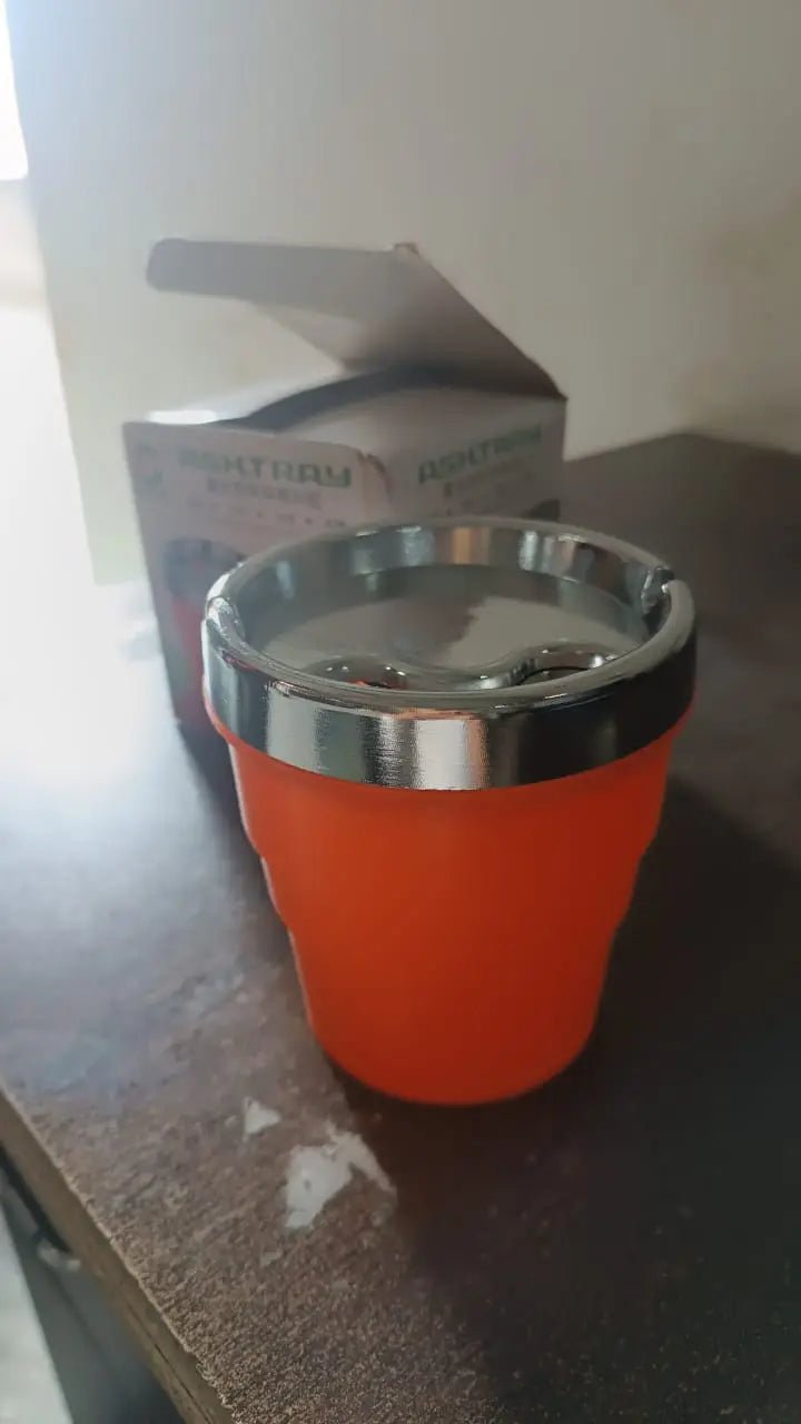 Plastic Car Ashtray Holder Cup with Lid (1 Pc) - infinityexculsivestore.com