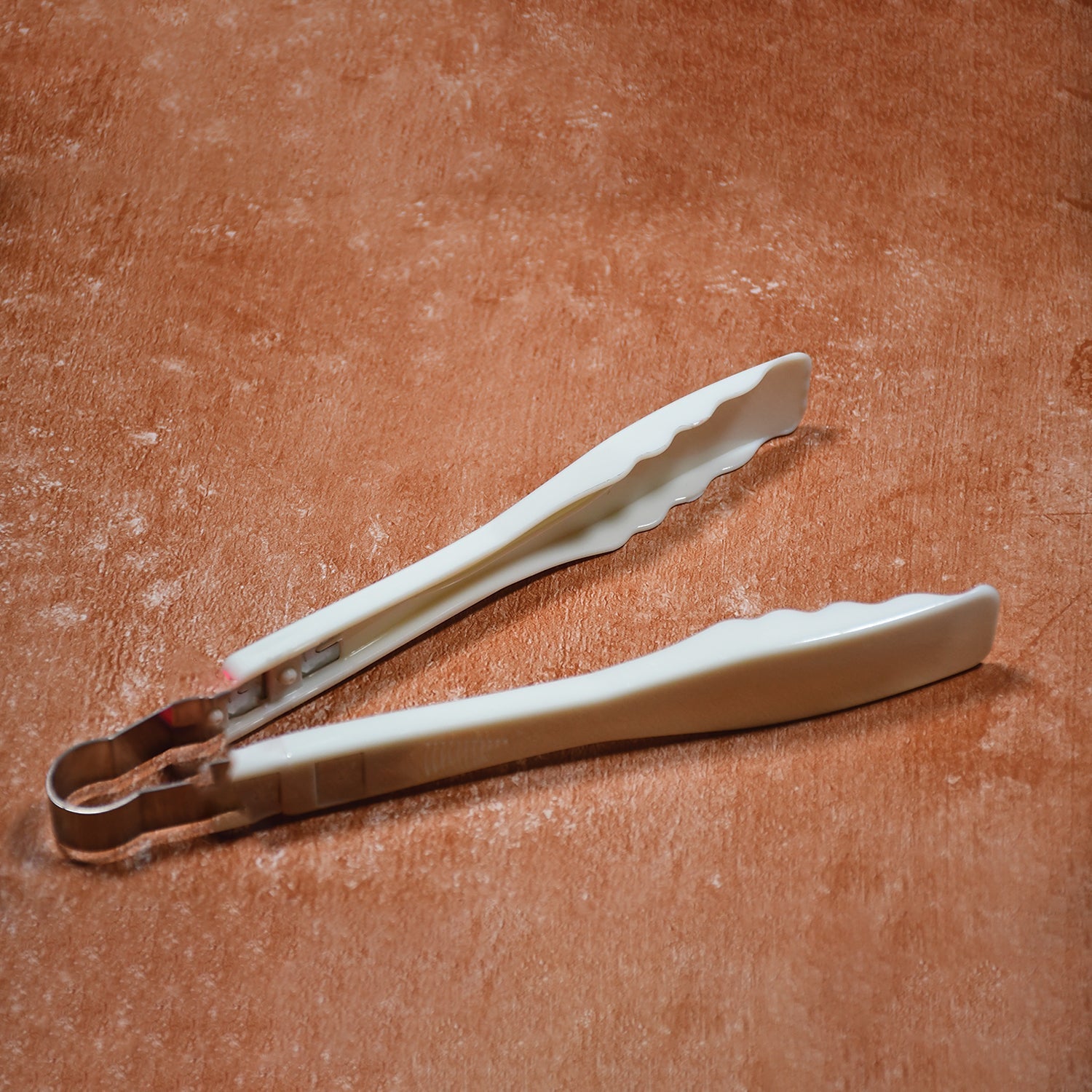Plastic Handle Tong, Bread Clamps, Kitchen Tongs Cooking Tongs. - infinityexculsivestore.com