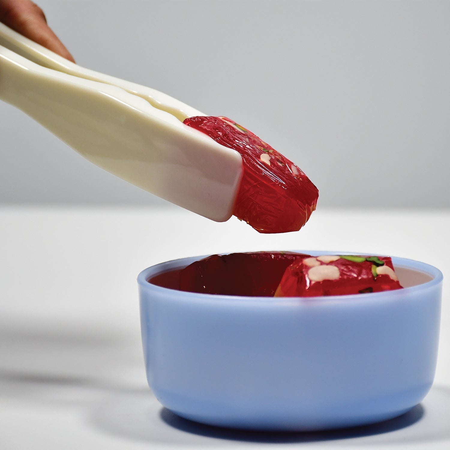 Plastic Handle Tong, Bread Clamps, Kitchen Tongs Cooking Tongs. - infinityexculsivestore.com