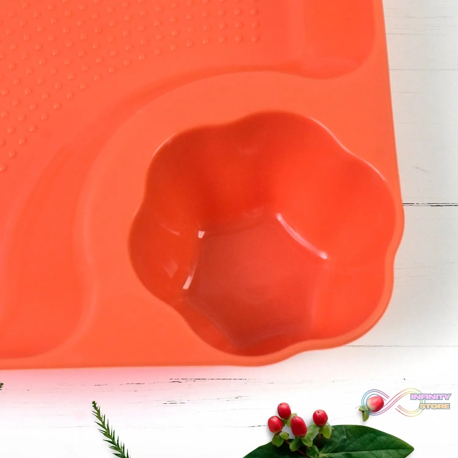 Plastic Plates with Dipping Saucer & Round Dip Part (1 Pc / 18×16 Cm / 1 Pc) - infinityexculsivestore.com