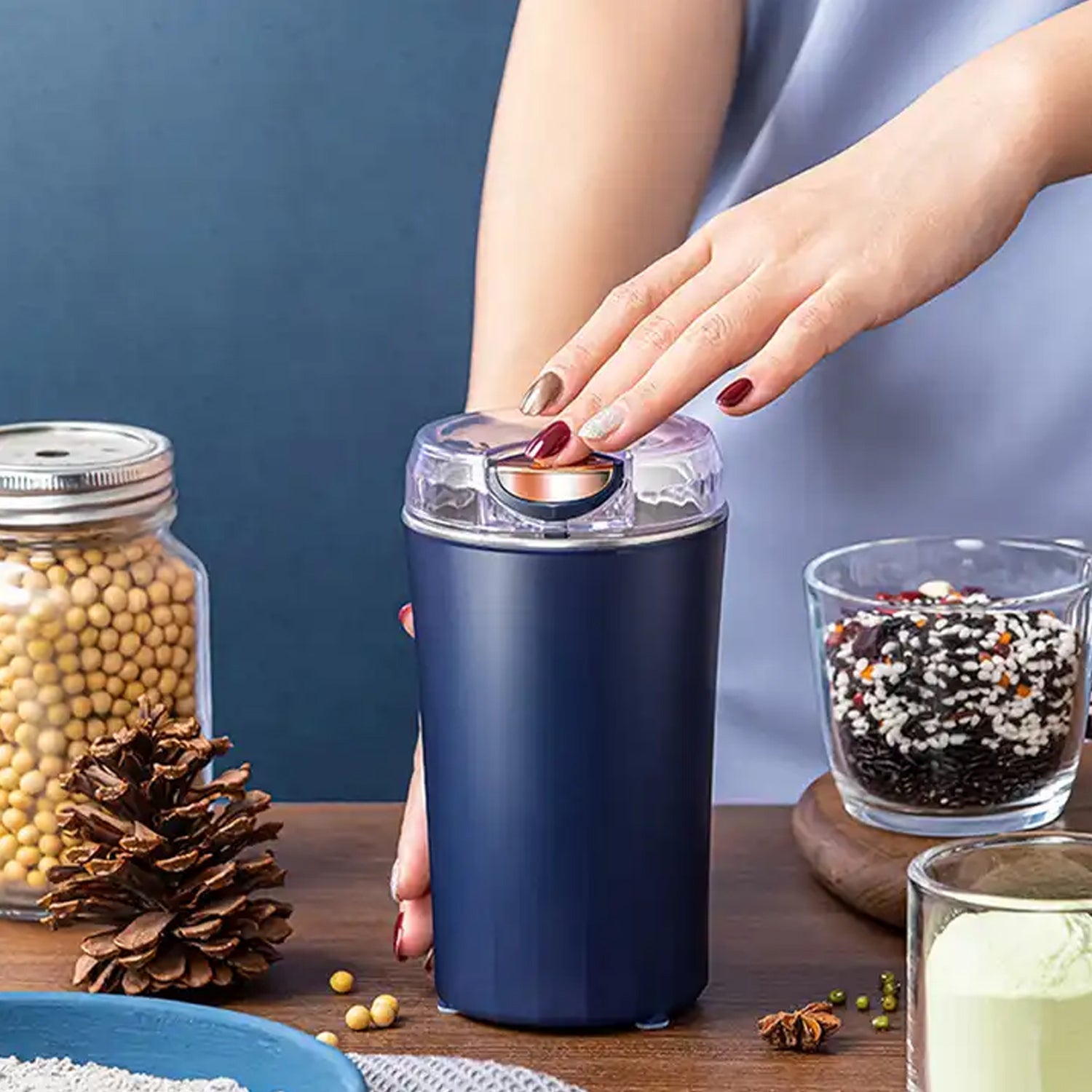 Portable 4 - Blade Mini Grinder & Blender for Home & Office - infinityexculsivestore.com