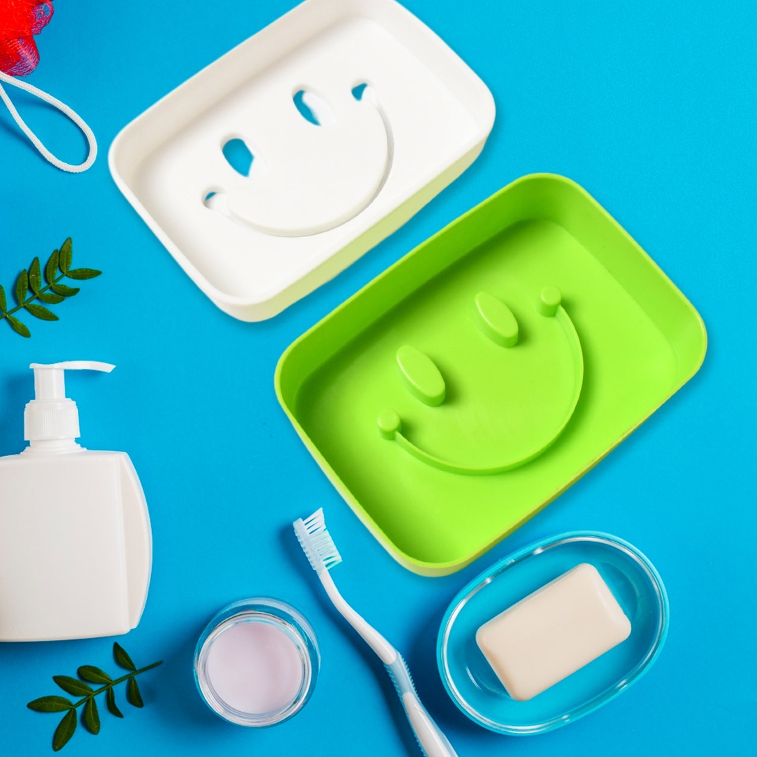 Portable Travel Home Box Cute Cartoons Smile Face Container Draining Holder Soap Dish - infinityexculsivestore.com