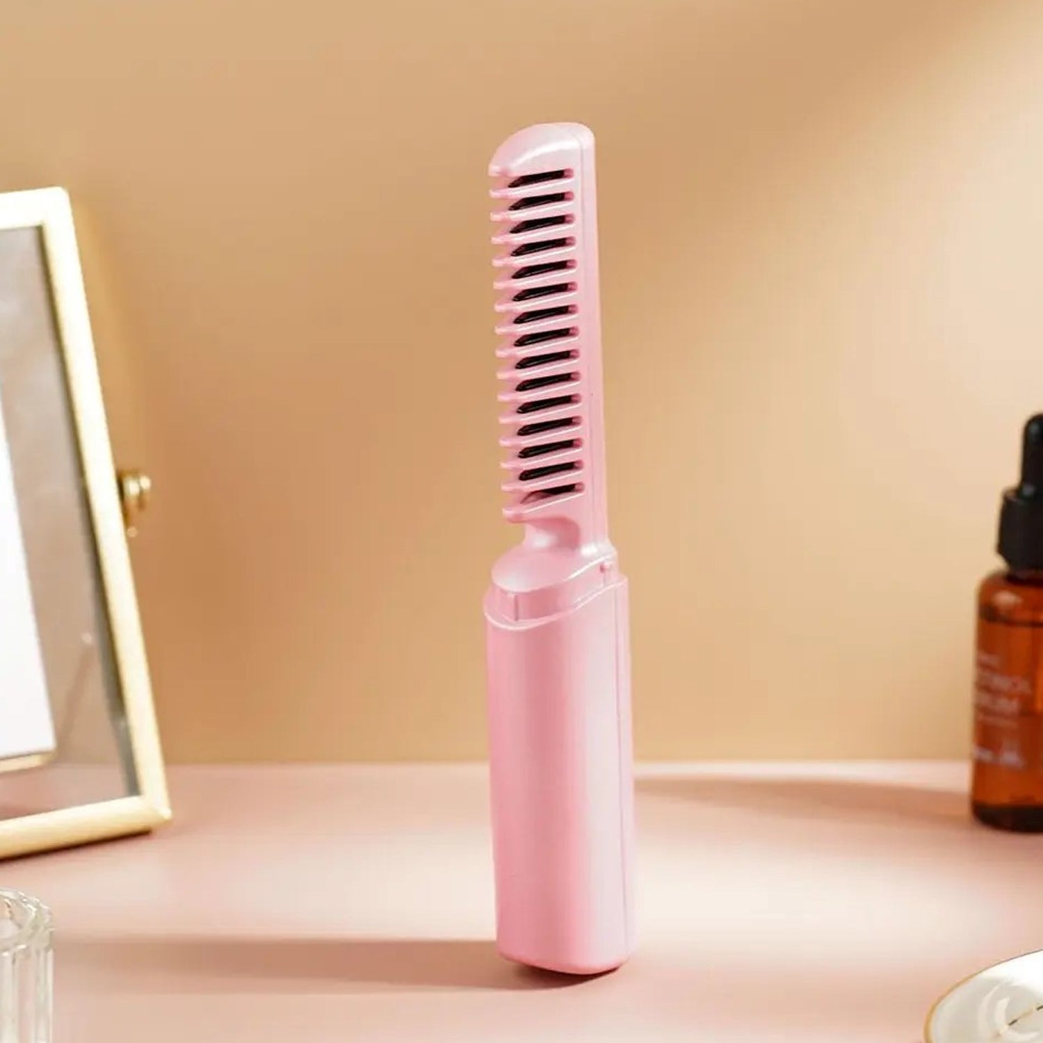 Rechargeable Mini Hair Straightener, Travel Portable USB Charging Cordless Hair Straightener Bursh, Three Temperature Adjustments Flat Iron Comb (1 Pc) - infinityexculsivestore.com