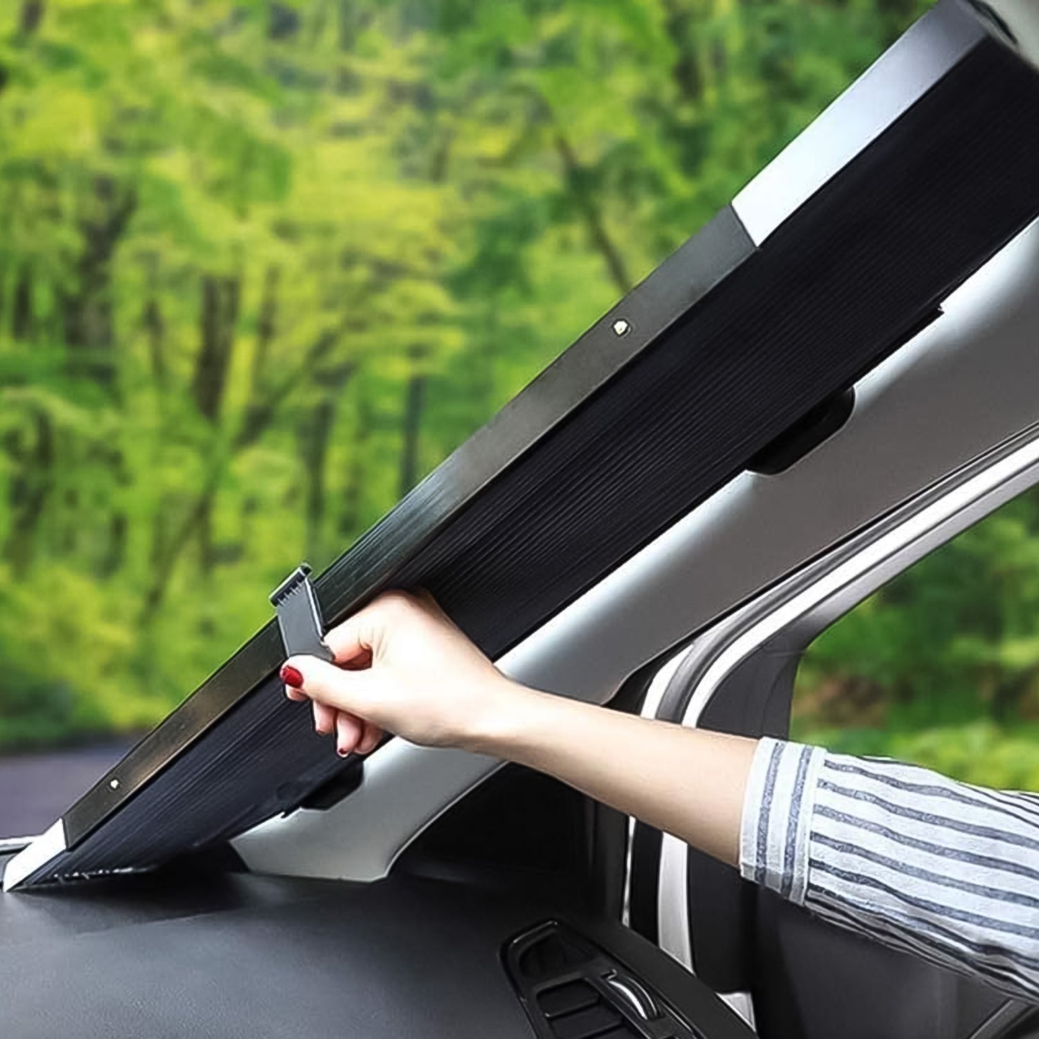 Retractable Long Foldable Windshield Sun Shade for Car (1 Set) - infinityexculsivestore.com