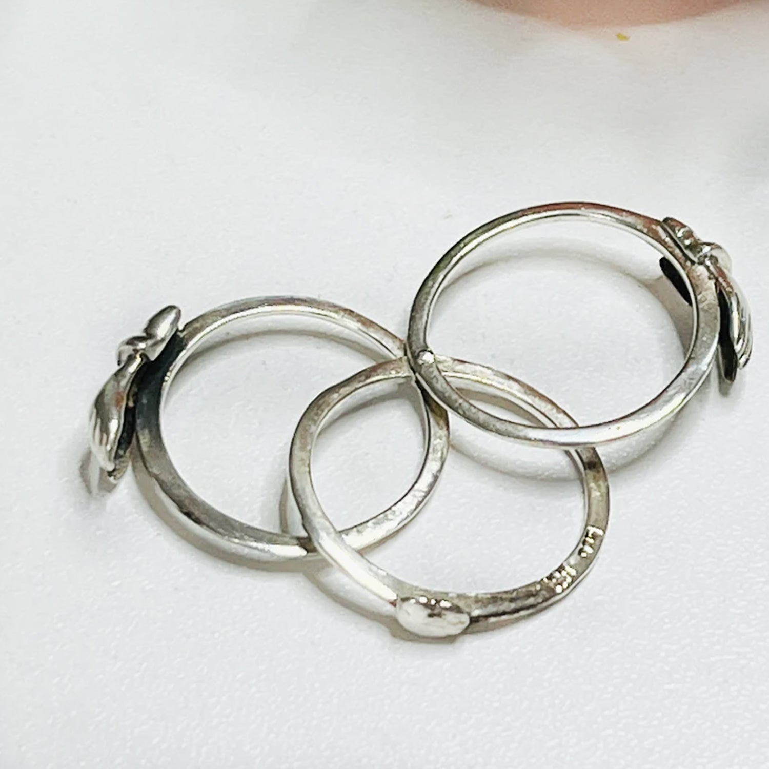 Three Interlocking Rings, Rings for Women and Girls Silver Ring | Valentine Ring, Rings Silver Toned Finger Ring for Women | Birthday Gift For girls and women Anniversary Gift for Wife, Friendship Ring. - infinityexculsivestore.com