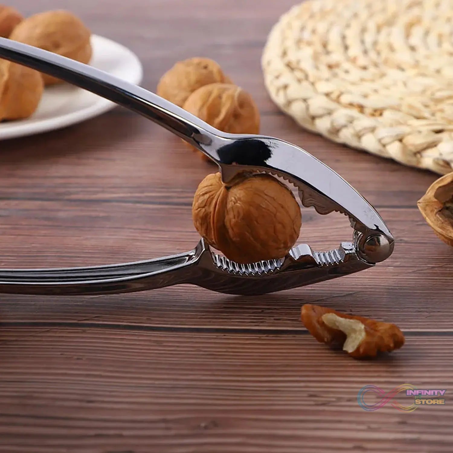 SMALL WALNUT CRACKER, LUXURY DIE CAST STAINLESS ALLOY NUT CUTTER WALNUT CLAMP PLIER PORTABLE SMART WALNUT AKHROT HOUSEHOLD OPEN CORE PLIERS FOR ALL NUTS - infinityexculsivestore.com