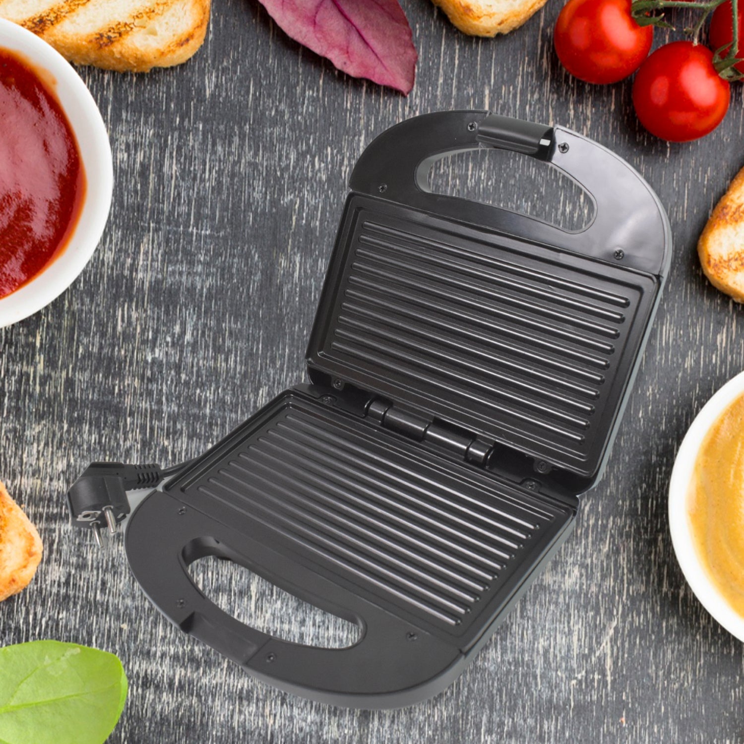 Sandwich Maker Makes Sandwich Non-Stick Plates| Easy to Use with Indicator Lights Sandwich toaster - infinityexculsivestore.com