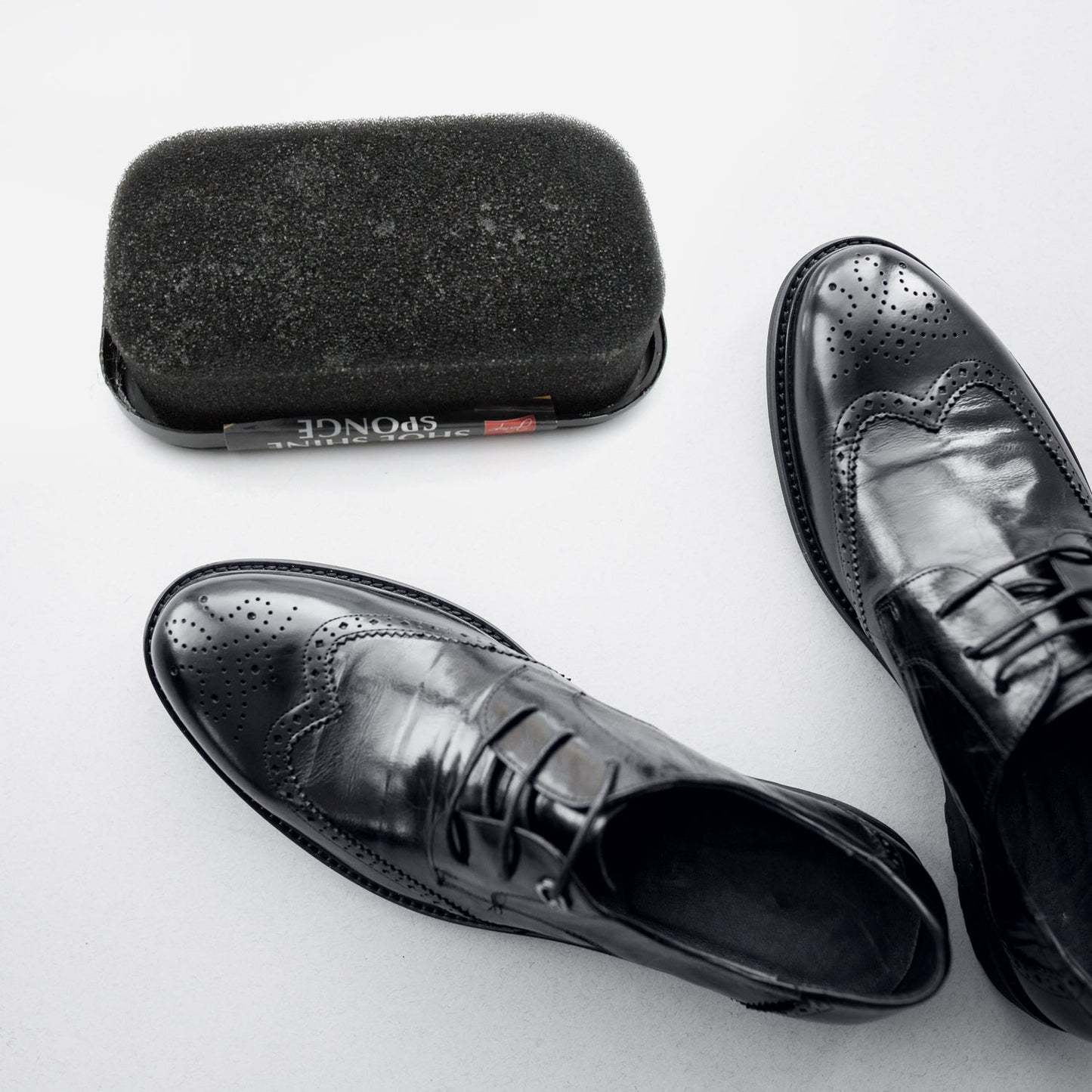 Shoe Shiner and Shoe Polish For All Colours Leather Shoes, Formal Shoes, Oxford Shoes & Dress Shoes (1 Pc) - infinityexculsivestore.com