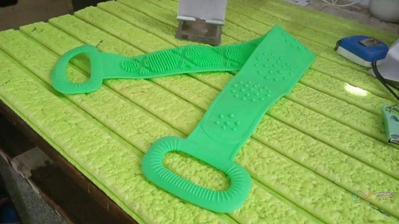 Silicone Body Back Scrubber Double Side Bathing Brush for Skin Deep Cleaning Massage, Dead Skin Removal (135 Gm | Big Size / 1pc) - infinityexculsivestore.com