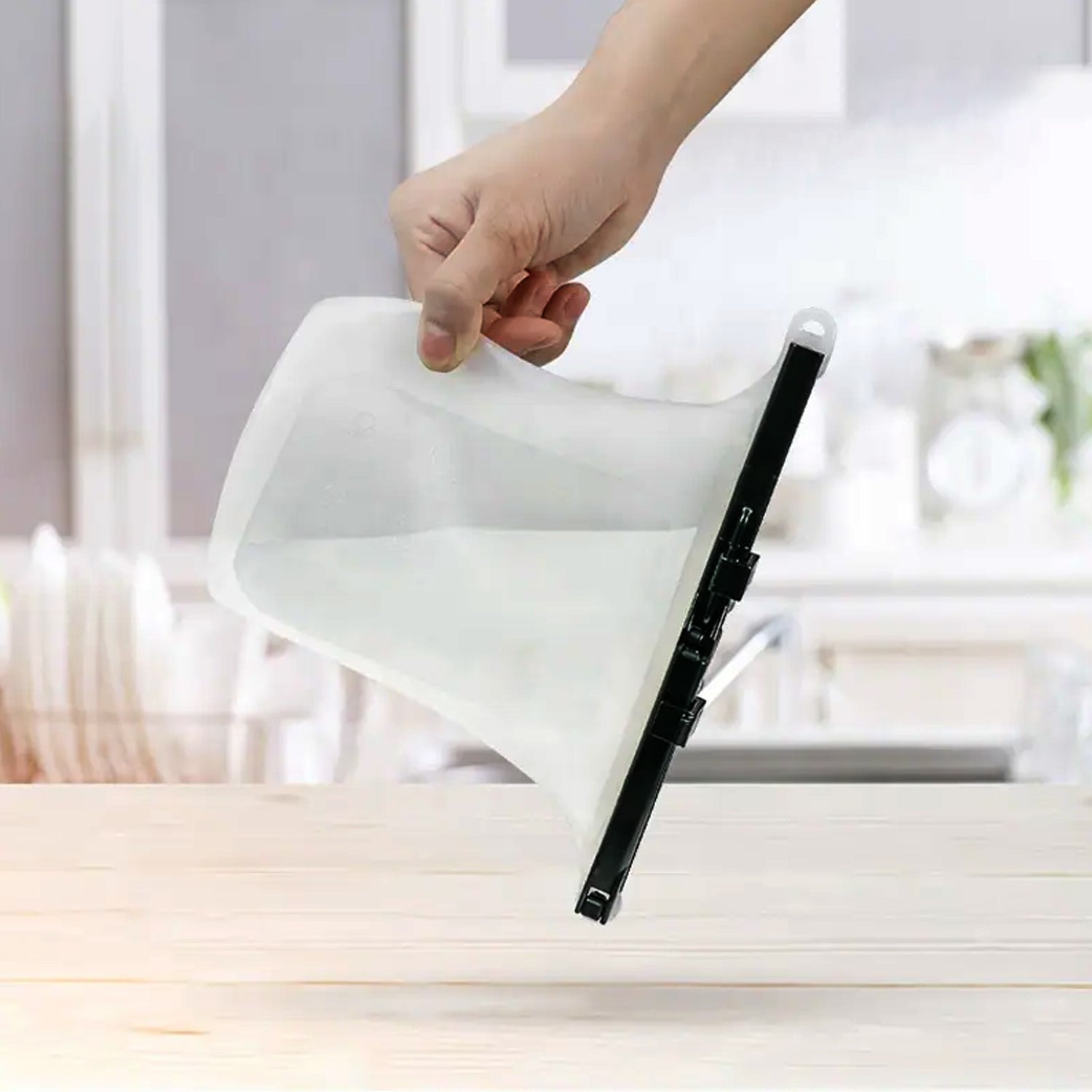 Reusable Silicone Food Storage Bag Set Leakproof Lock Reusable Flat Bottom Freezer Bags, Sandwich Bags, Silicone Food Grade Kids Snack Bags, BPA Free Microwave Dishwasher Safe (1 Pc) - infinityexculsivestore.com