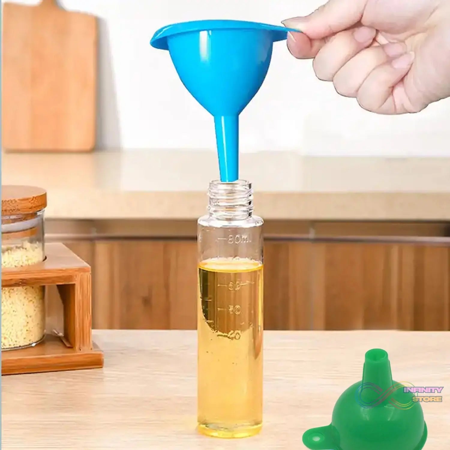 Silicone Funnel For Pouring Oil, Sauce, Water, Juice And Small Food - Grains (1 Pc Green) - infinityexculsivestore.com