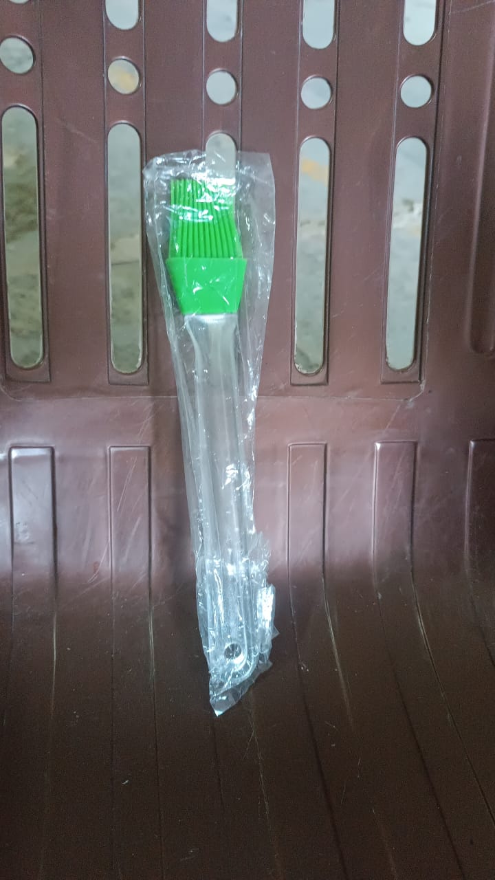 Silicone Spatula and Pastry Brush Special Brush for Kitchen Use (1 Pc / 23 Cm) - infinityexculsivestore.com