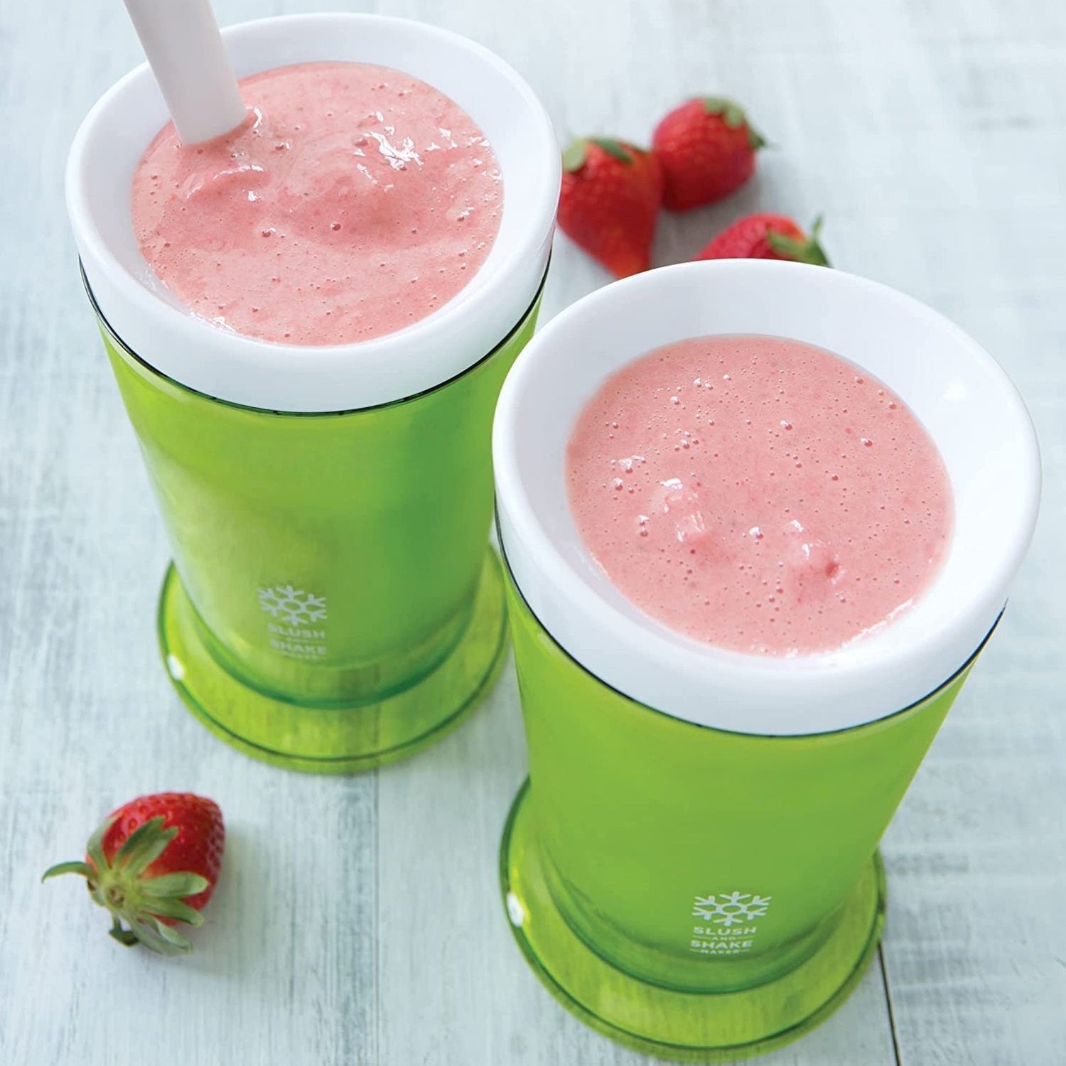 Slush and Shake Maker, BPA - Free Smoothie & Milkshake Cup, Freezer Core, Gift Box - infinityexculsivestore.com
