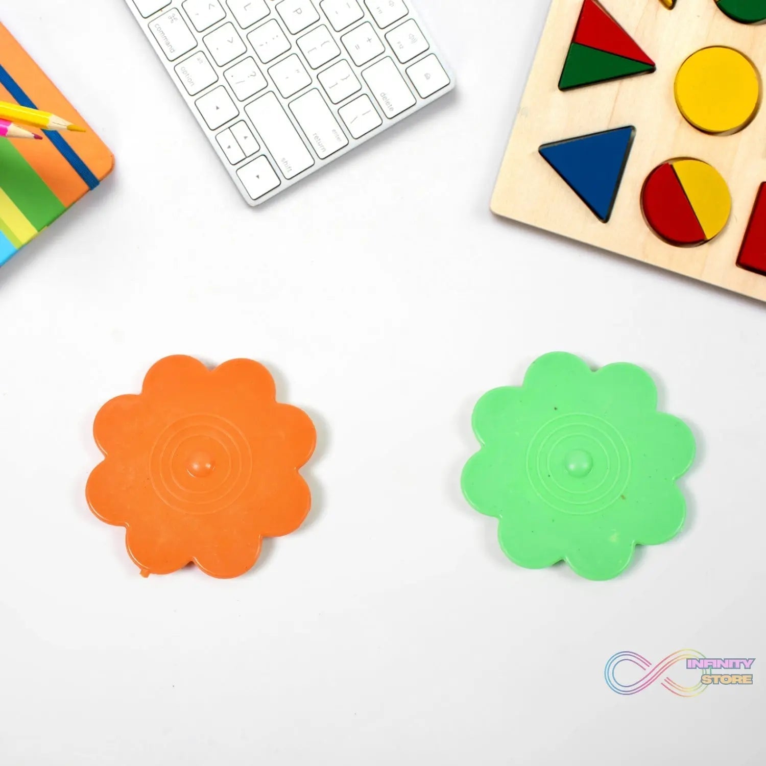 Small Magic air spinner, Plastic Promotional Spinning Toys (1 Pc) - infinityexculsivestore.com