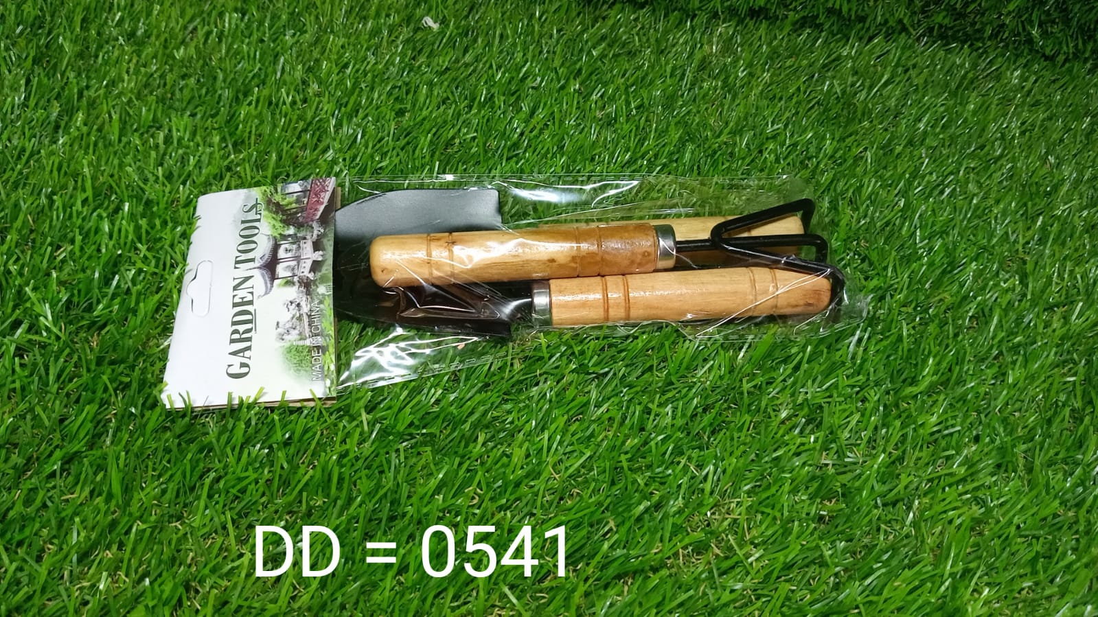 Small sized Hand Cultivator, Small Trowel, Garden Fork (Set of 3) - infinityexculsivestore.com