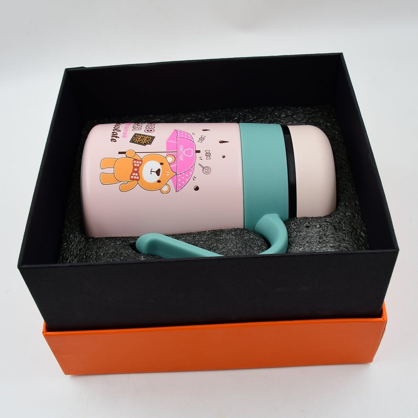 Smart Vacuum Insulated Water Bottle with LED Temperature Display & Gift Color Box (600 ML Approx) - infinityexculsivestore.com
