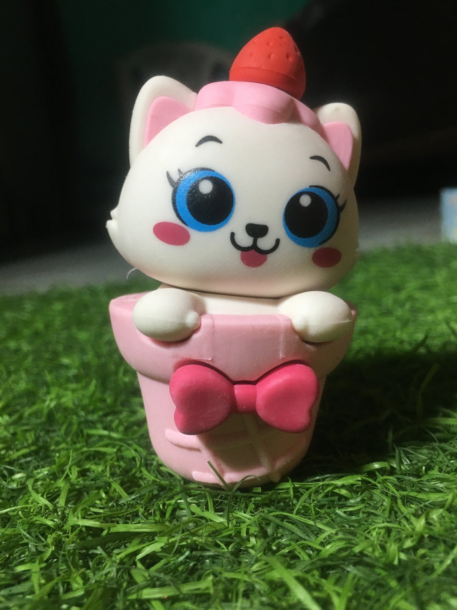 Softy Basket Eraser (Pink) - infinityexculsivestore.com