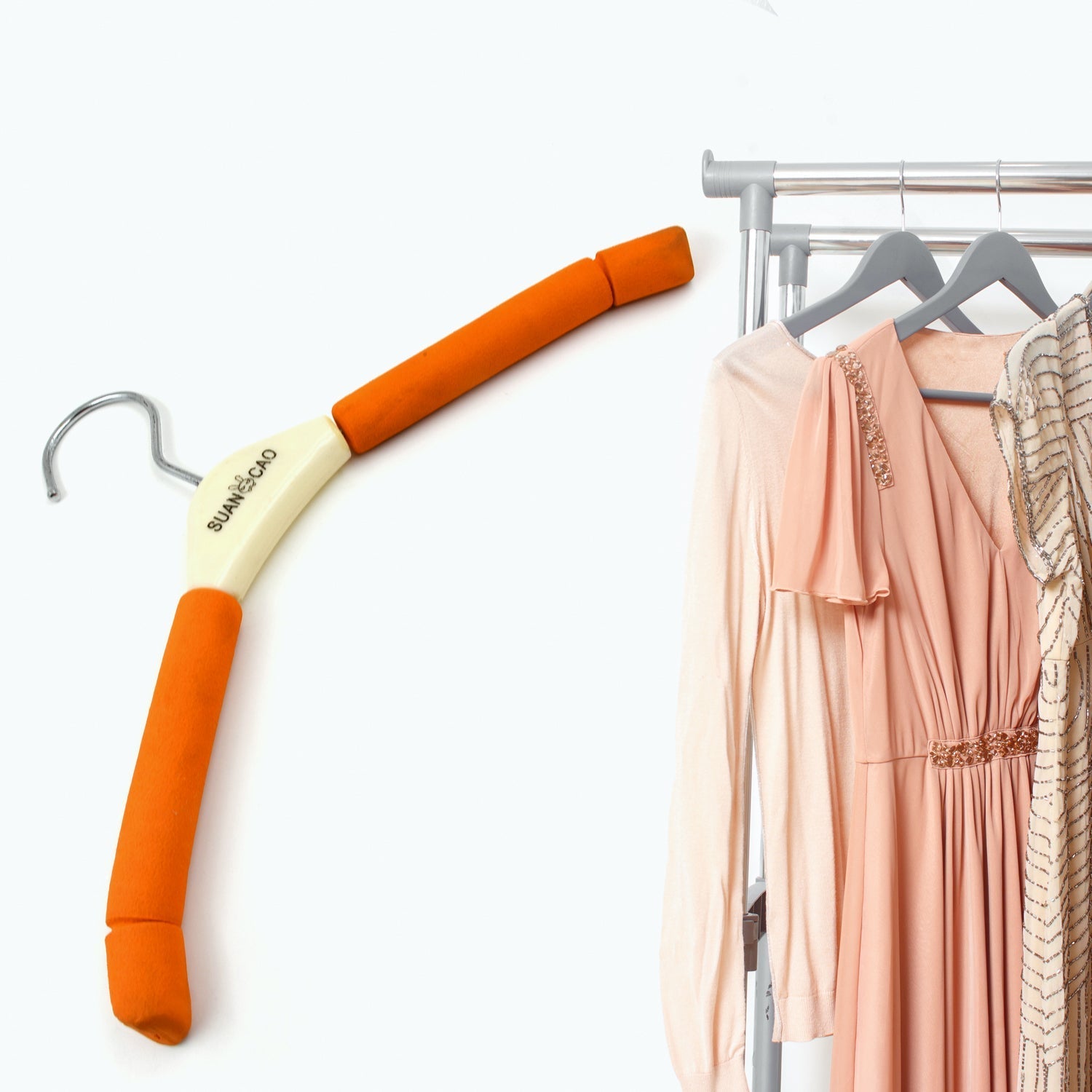 Solid Sponge Hanger Non - Slip Hanger (B Grade / 1 Pc) - infinityexculsivestore.com