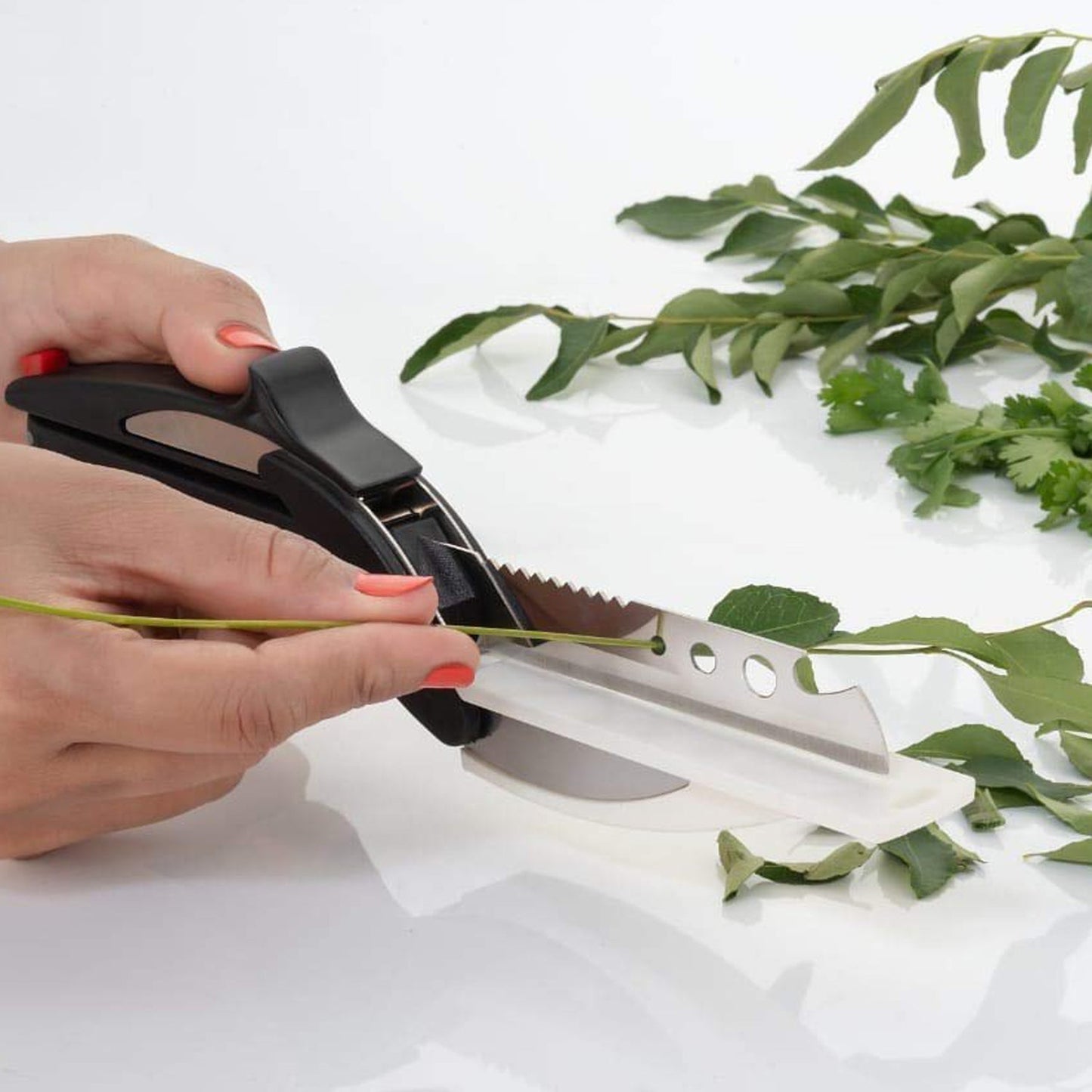Stainless Steel 4 in 1 Clever Cutter, Black - infinityexculsivestore.com