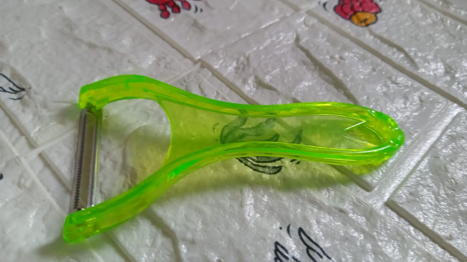 Stainless Steel Blade Peeler Universal Peeler for Professional and Household Kitchen Peeler (1 pc) - infinityexculsivestore.com