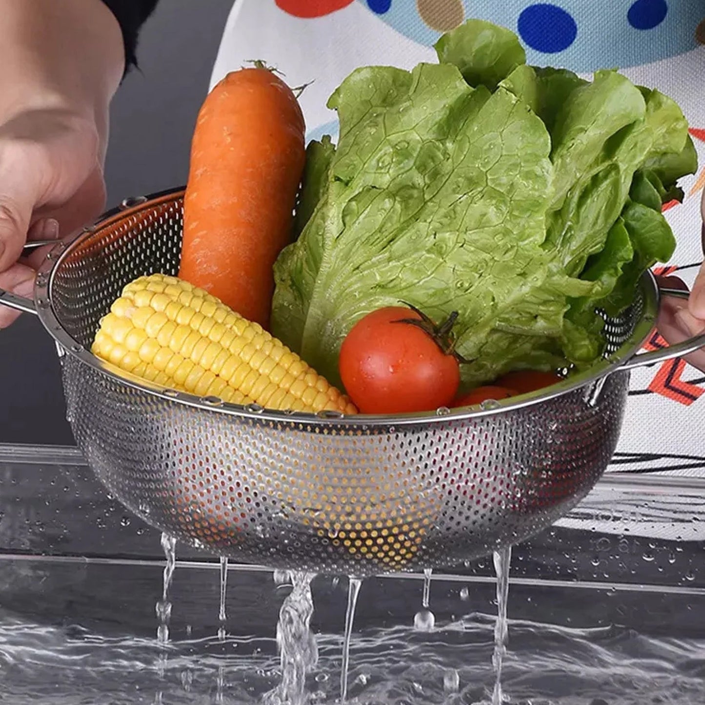 Stainless Steel Colander with Handle, Large Metal Mesh Basket Strainer for Pasta, Spaghetti, Berry, Veggies, Fruits, Kitchen Food Colander, Safe (1 pc / 25.5 cm) - infinityexculsivestore.com