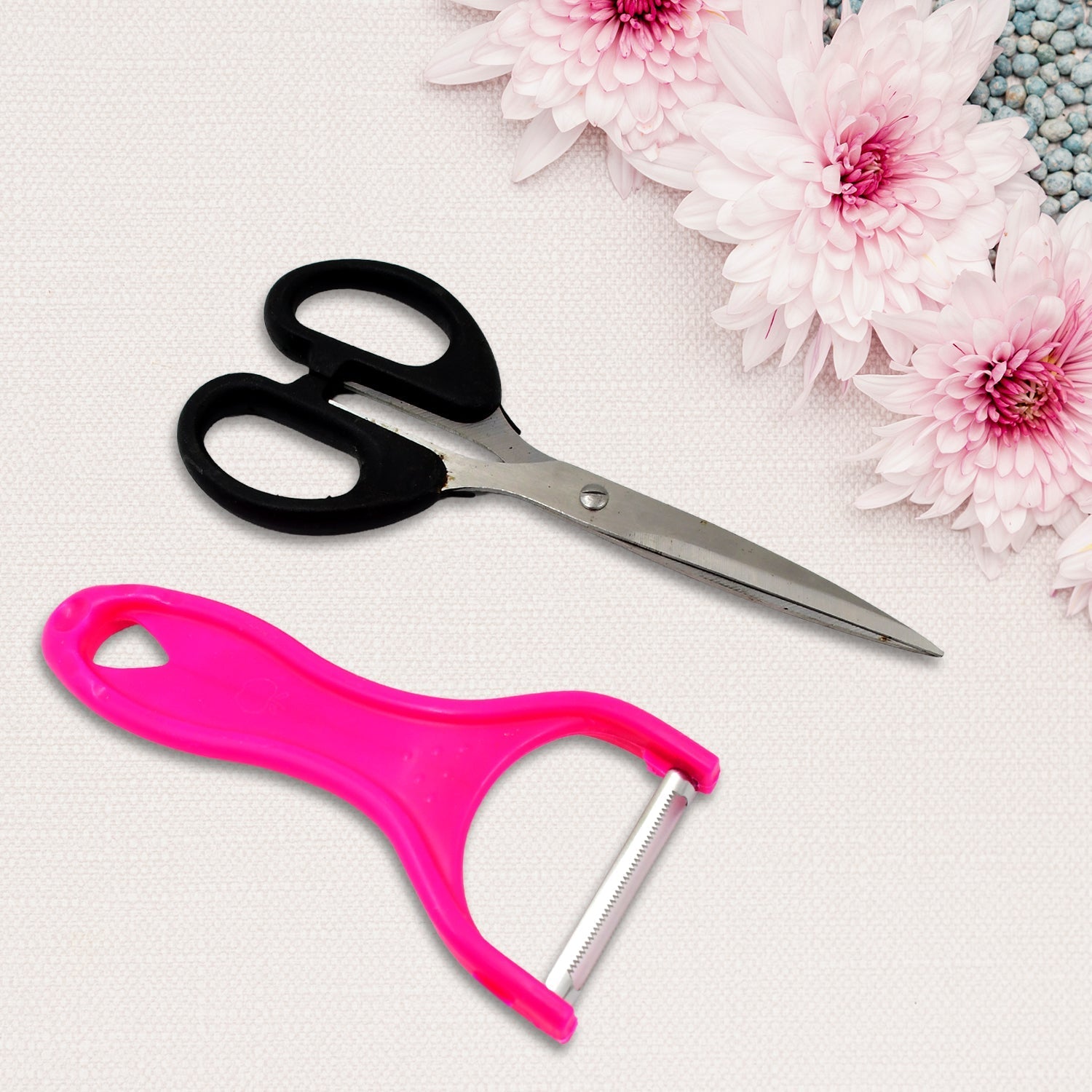Stainless Steel Kitchen Scissors & Multipurpose Peeler (2 Pc Set / Mix Design Scissor & Peeler) - infinityexculsivestore.com