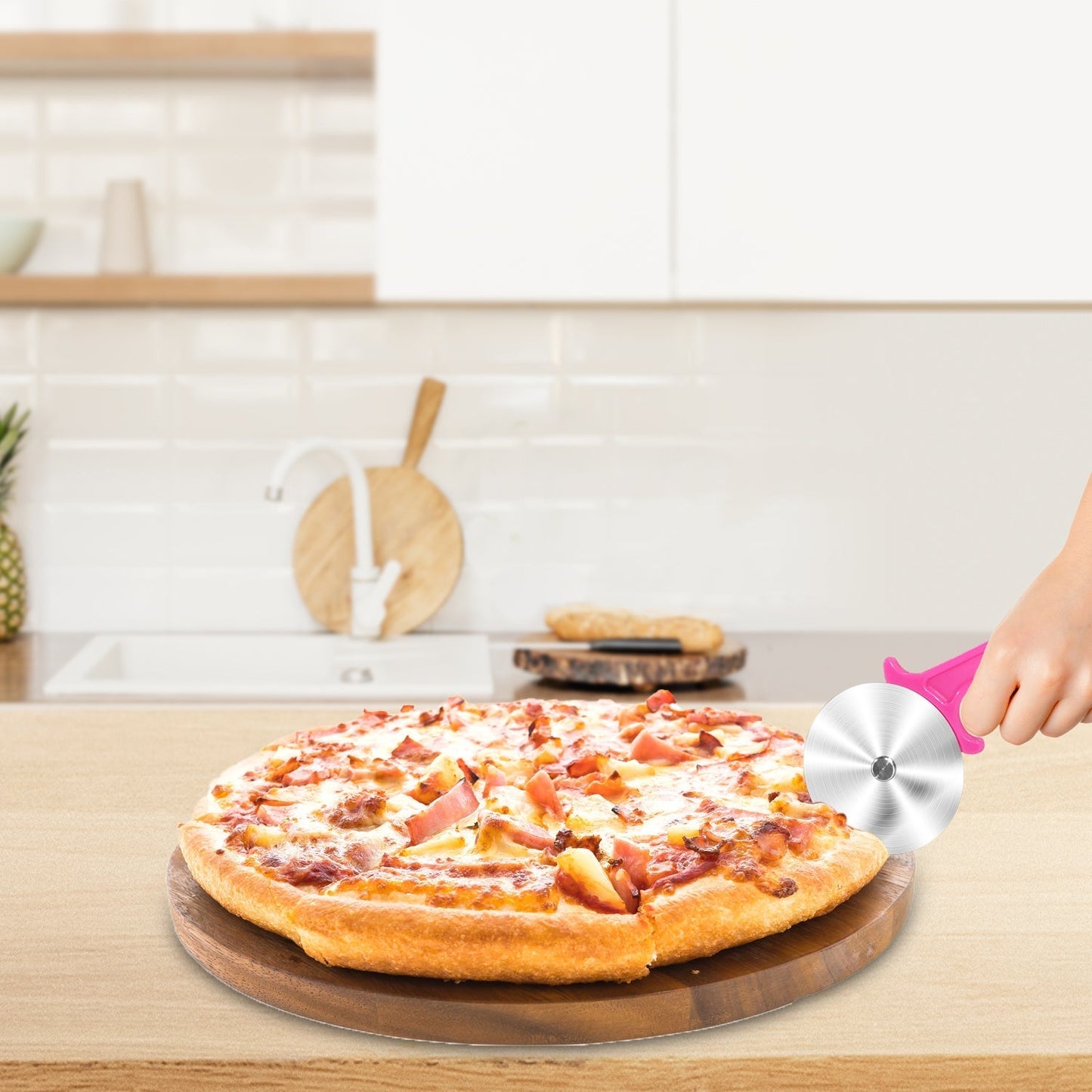 Stainless Steel Pizza Cutter / Pastry Cutter / Sandwiches Cutter - infinityexculsivestore.com