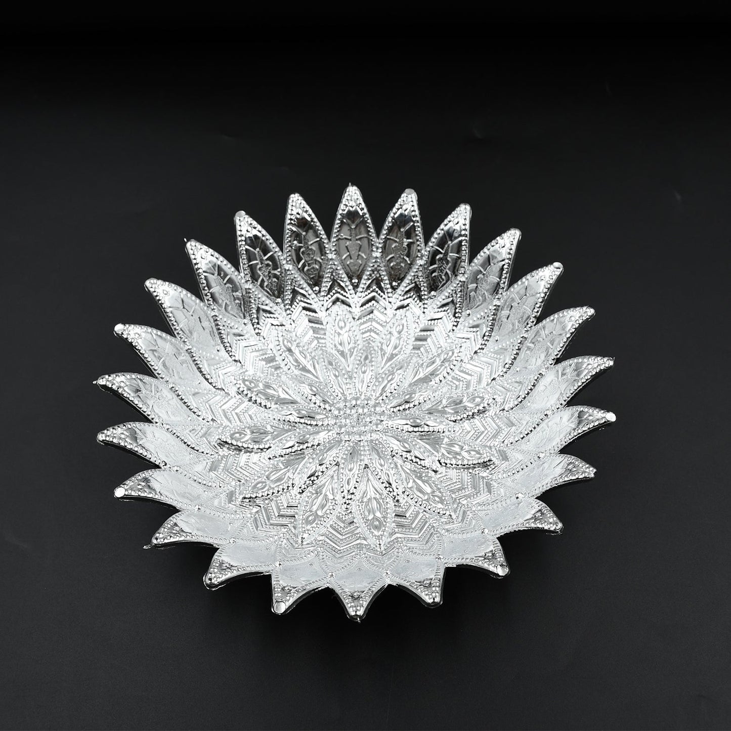 Traditional Design Serving Tray, Plastic Silver Finish Serving Tray, Multipurpose Tray, Decorative Tray, Mukhwas Serving Tray (1 Pc ) - infinityexculsivestore.com