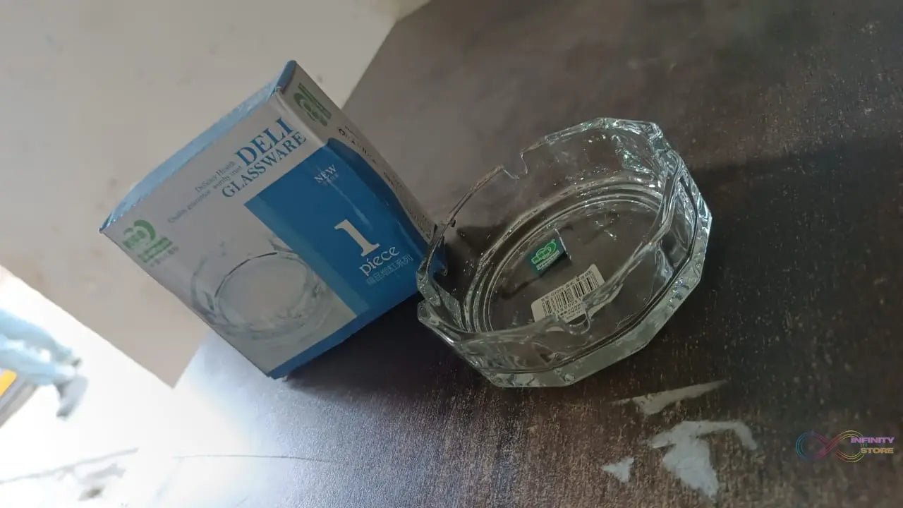 Transparent Ashtray Cigarettes Holder Home Office and Bar Tone Hotel Restaurant Indoor (1 pc) - infinityexculsivestore.com