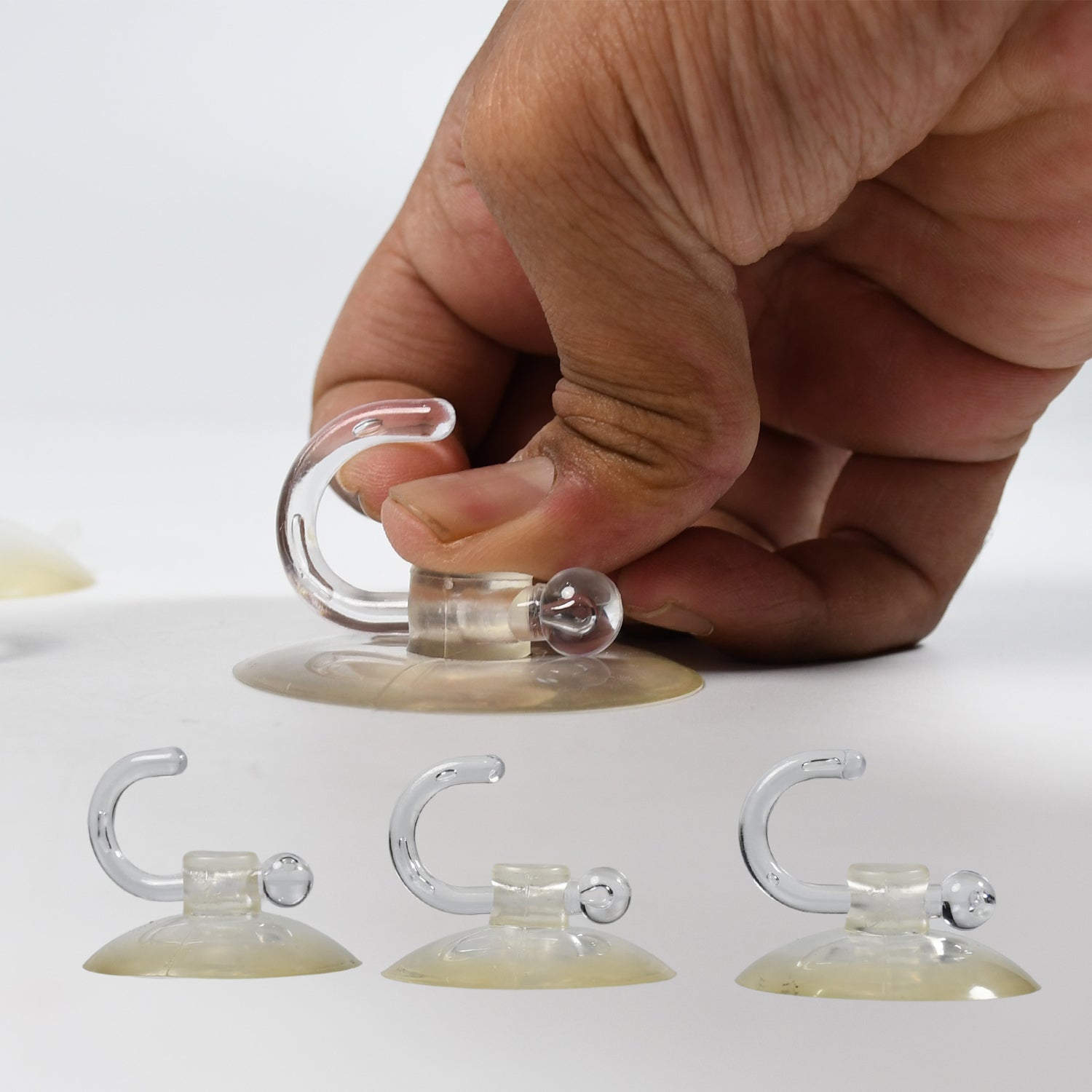 Transparent Rubber Vacuum Hangers for Bathroom, Kitchen, and Wall - infinityexculsivestore.com