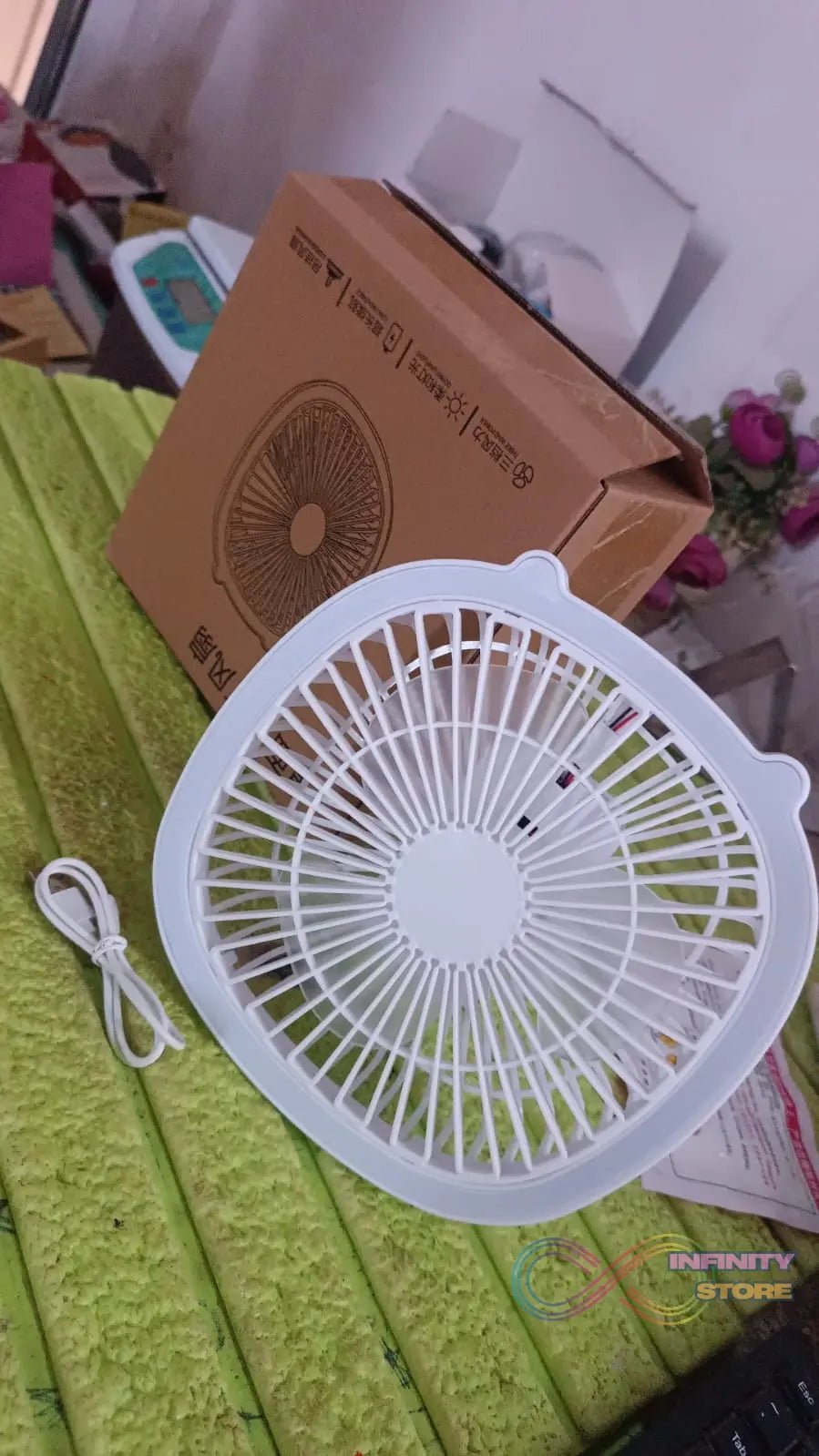 USB PORTABLE MINI DESK FAN WITH LIGHT & COLOR BOX (1 PC / Mix Color) - infinityexculsivestore.com