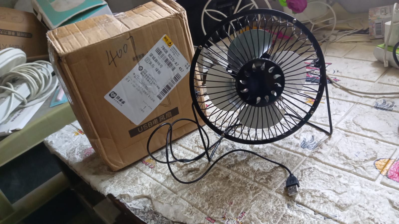 USB Table Desk Personal Metal Electronic Fan, Compatible with Computers, Laptops, Student Dormitory, Suitable For Office, School Use (1 Pc) - infinityexculsivestore.com