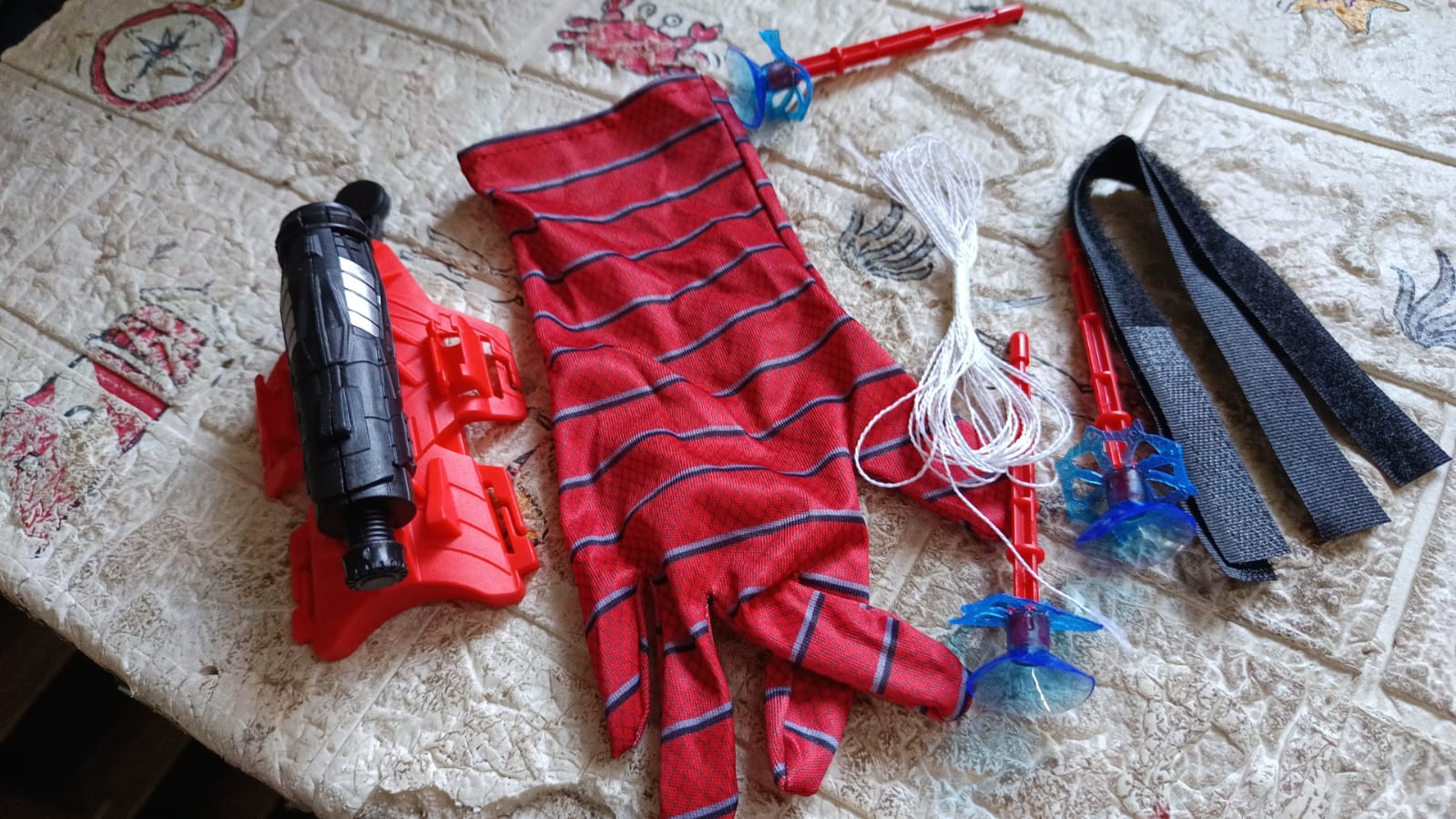 Web Shooter Toy for Kids Fans, Launcher Wrist Gloves Toys For Kids, Boys Superhero Gloves Role - Play Toy Cosplay, Sticky Wall Soft Bomb Funny Children's Educational Toys - infinityexculsivestore.com