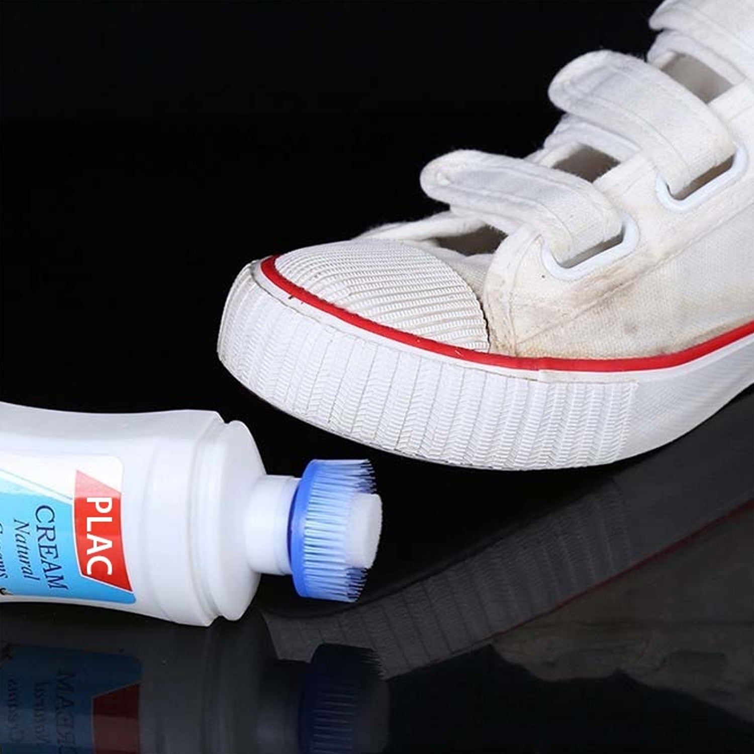 White Shoe Brightener with Removal of Dirt and Whitening Function White Shoes Cleaner with Brush Head for Dirty Shoe Polish Natural Waxes (75 ML) - infinityexculsivestore.com