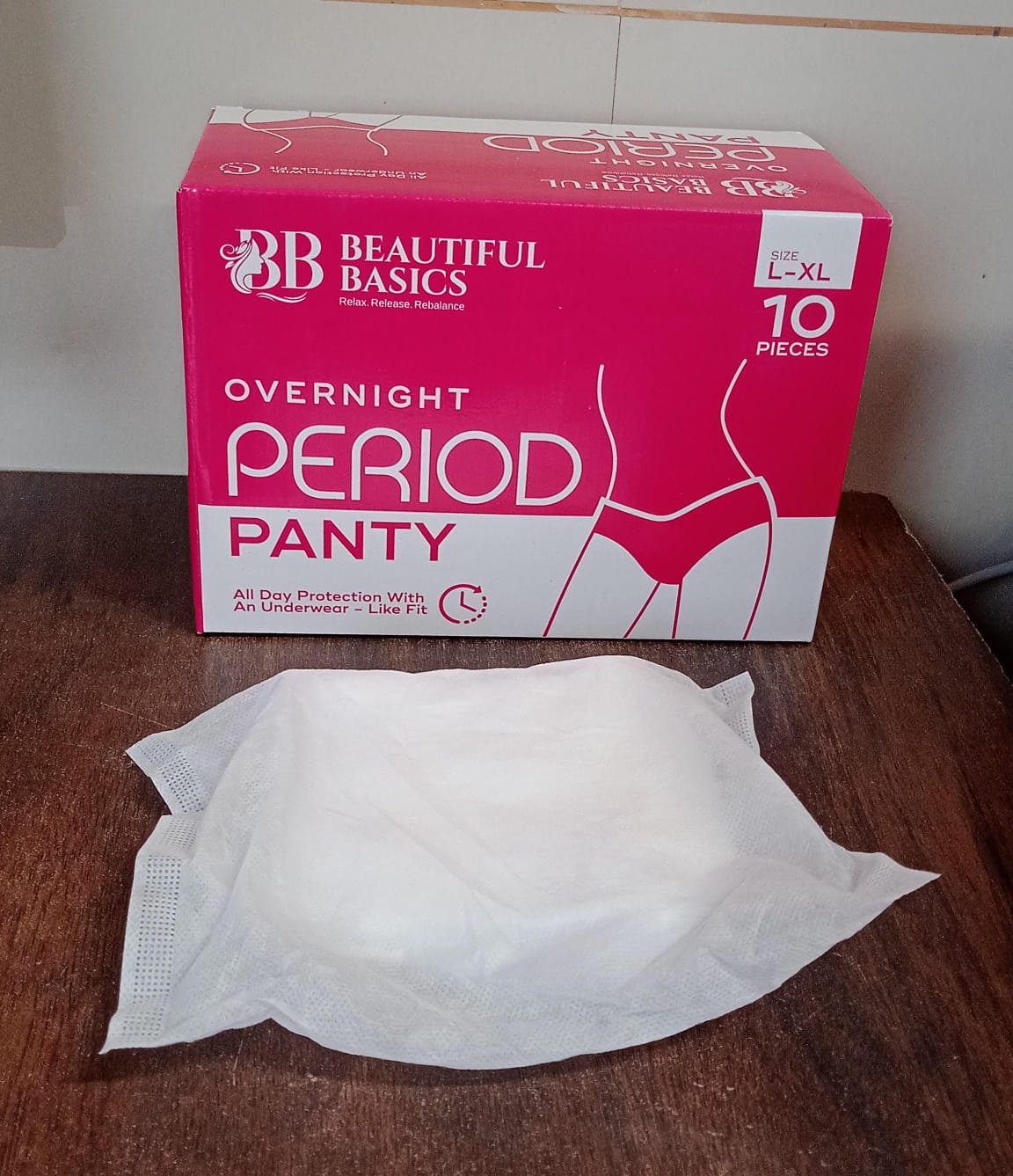 Women's Emergency Kit, Travel Kit - Includes Seamless Underwear, Pantyliner, Feminine Hygiene Sachet First Period Kit (10 Pcs) - infinityexculsivestore.com