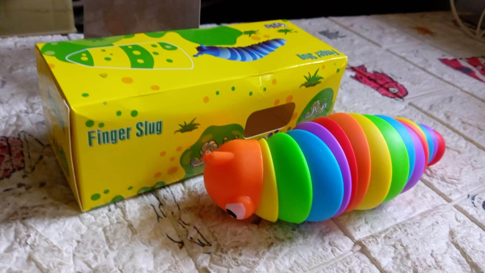 3D Rainbow Color Plastic Slug Fidget Toys, Stress Relieving Toy, Sensory Slug Toy for Boys and Girls, Finger slug Toy, for Autistic, Caterpillar Fidget Toys Stress Relief Gifts for Toddlers Kids Adults (1 Pc) - infinityexculsivestore.com