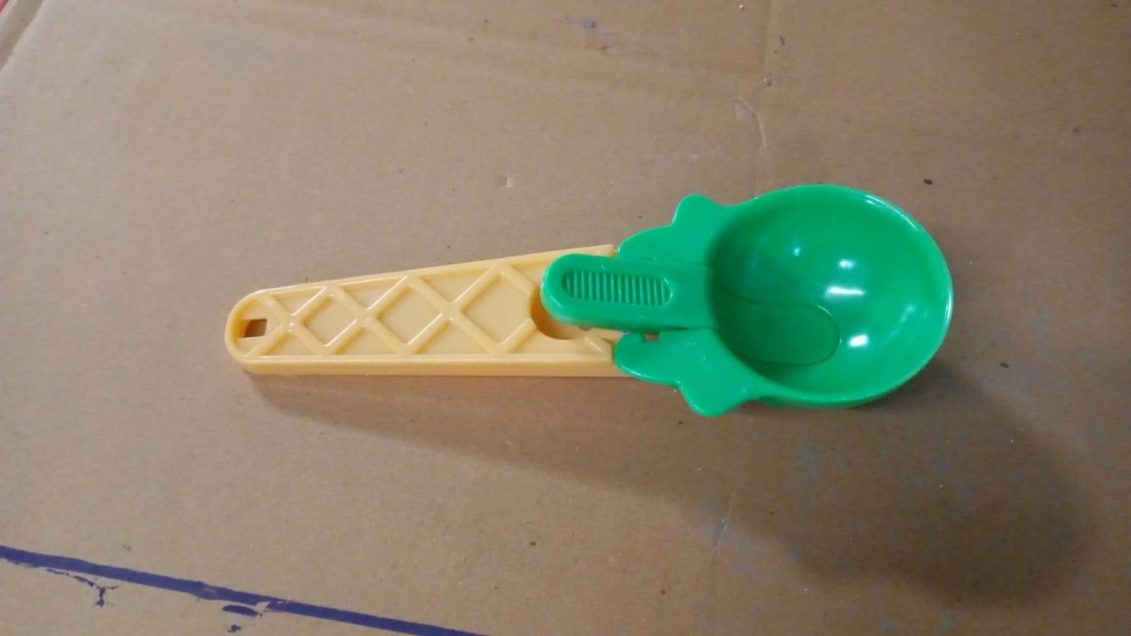 Ice Cream Spoons 2pcs Plastic Water Melon Scoopers with Trigger Dipper and Adults for Summer Party Ice Cream Scoop, Food Serving Spoon Kitchen Tools Ice Cream Digging Spoon Household Spoons Cupcake Spoons Aps Fruit Ball Player (2 Pc) - infinityexculsivestore.com