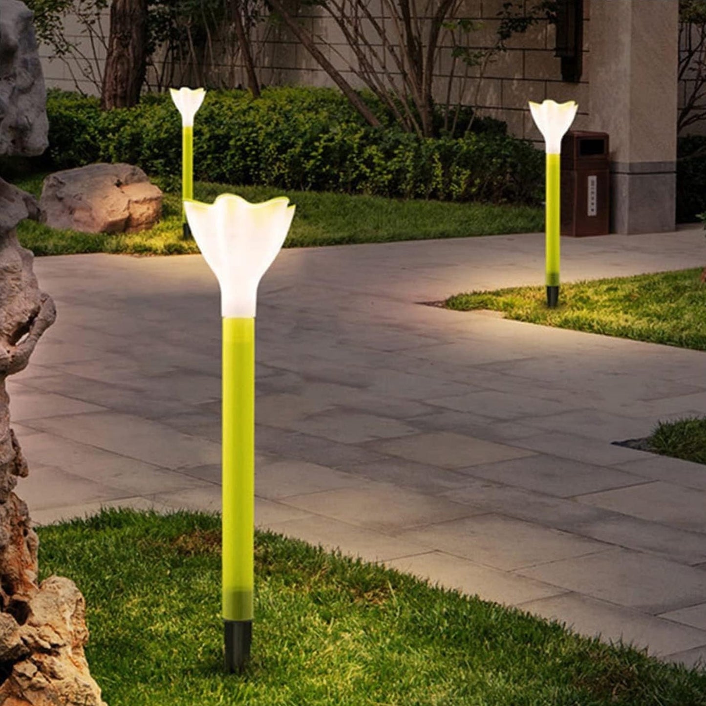Street Light Solar Flowers Lights Road Light Flower Landscape Light Decorative Yard Lights Solar Lights Garden Stake Flower Lights Solar Landscape Light in Outdoor Spotlight (2 Pc ) - infinityexculsivestore.com