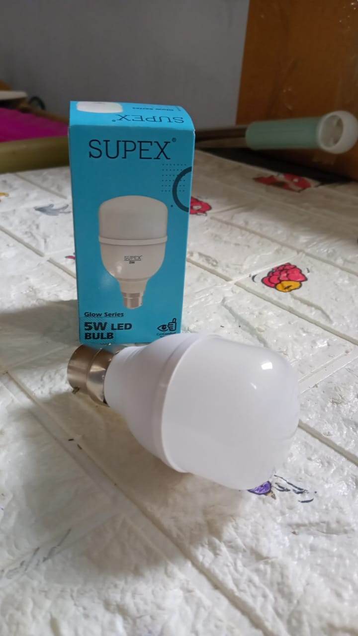 High-Power 5 W LED Light Bulb, Brightness LED Bulb White, General Lighting Bulb, Energy Saver Superior Light , LED Bulb, Cool White For every room: bedroom, living room, kitchen, garage, bathroom (5 Watt) - infinityexculsivestore.com