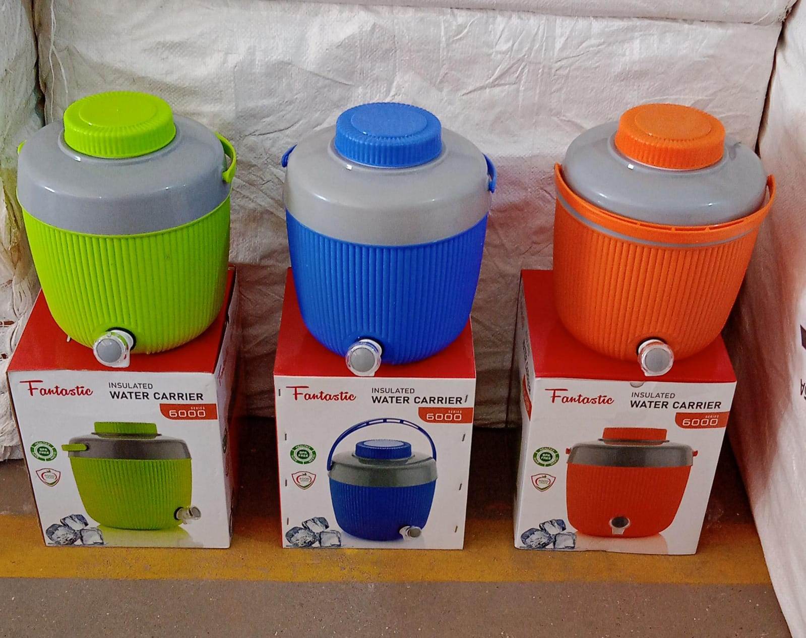 Insulated Water Jug, Insulated Plastic Water Jug with a Sturdy Handle, Water Jug Camper with Tap Plastic Insulated Water Storage Cool Water Storage for Home & Travelling (6000 ML) - infinityexculsivestore.com