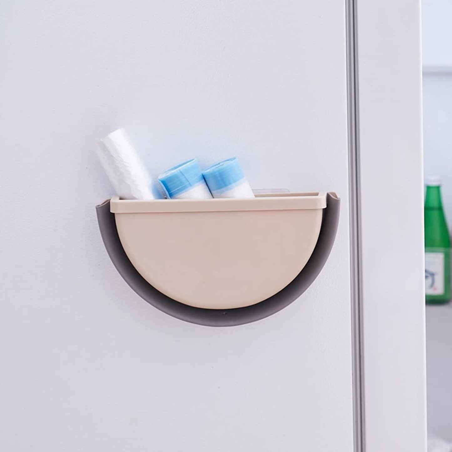 Wall Mounted Hanging Trash Can With Adhesive Hook, Garbage Bin for Kitchen Cabinet Door, Small Collapsible Foldable Waste Bins, Hanging Trash Holder for Bathroom Bedroom Office Car, Portable (1 Pc) - infinityexculsivestore.com