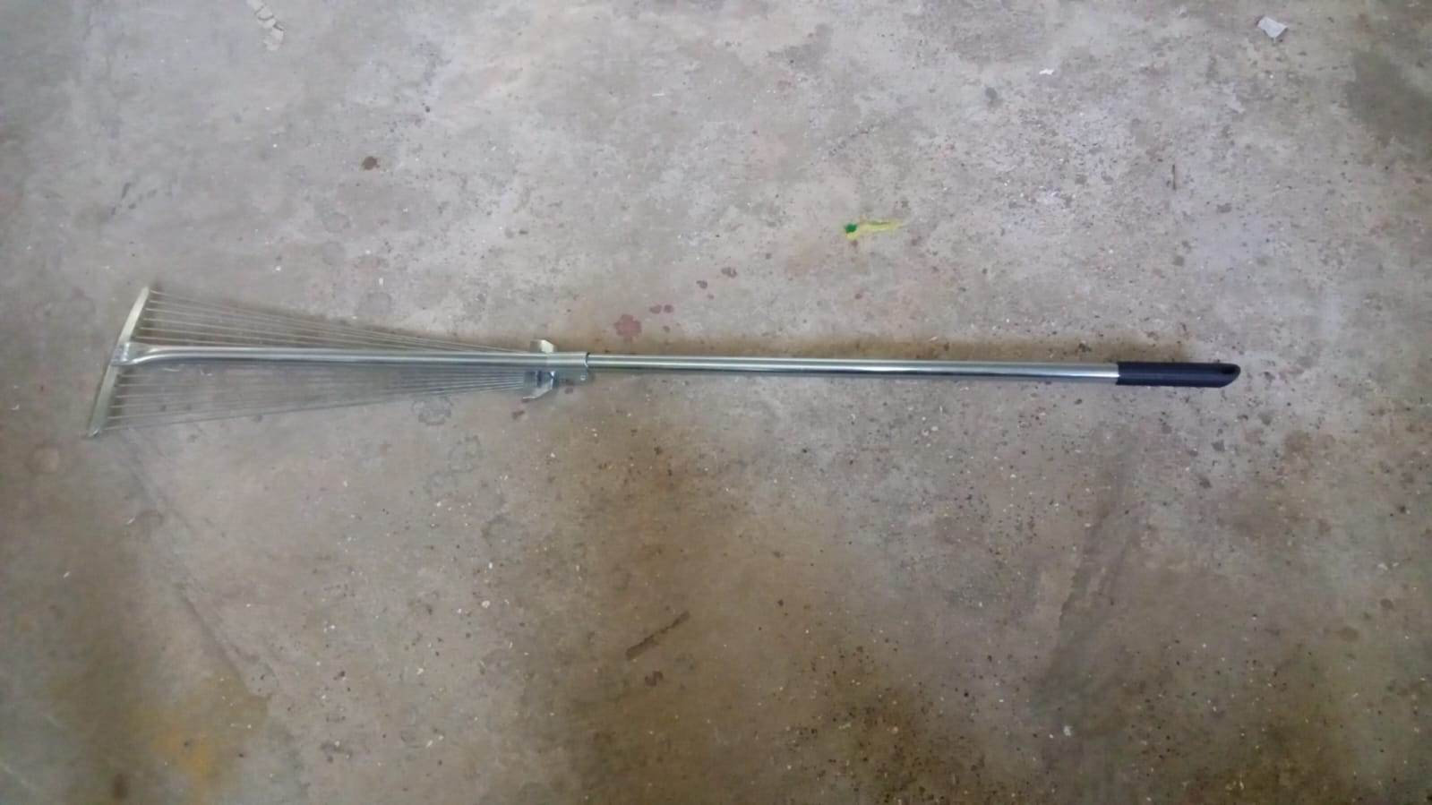 115-152 CM Rake for Gardening, Stainless Steel Telescopic Garden Rake for Quick Clean Up of Lawn and Yard, Adjustable Rake Claws Spacing Garden Broom with Long Handle for Clean Leaves (MOQ :- 12 pc) - infinityexculsivestore.com