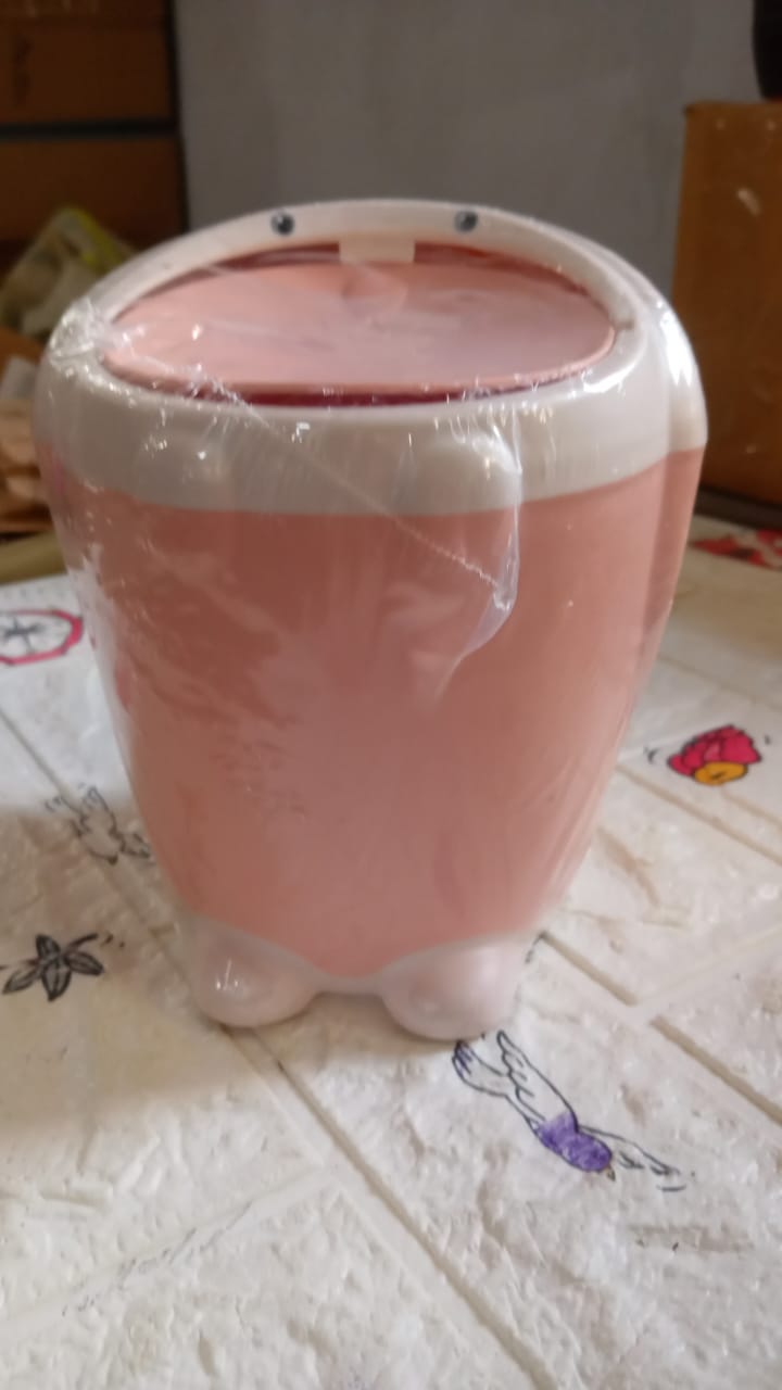 Little White Rabbit Trash Can Small Garbage can with lid Trash can for Cars Mini Dumpster for Desk Tabletop Litter bin Bunny Trash can Rabbit Garbage can,Mini Dustbin Garbage can for Desk - infinityexculsivestore.com