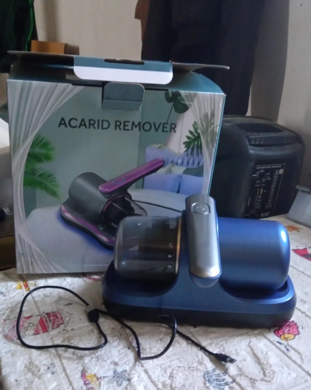 Powerful Suction Portable Handheld Vacuum Cleaner - Low Noise Vacuum Cleaner for Bed - Cordless Vacuum Cleaner for Car Seat Crevices Pillows, Mattresses, Sofas Wireless Anti Dust and Mite Cleaner - infinityexculsivestore.com