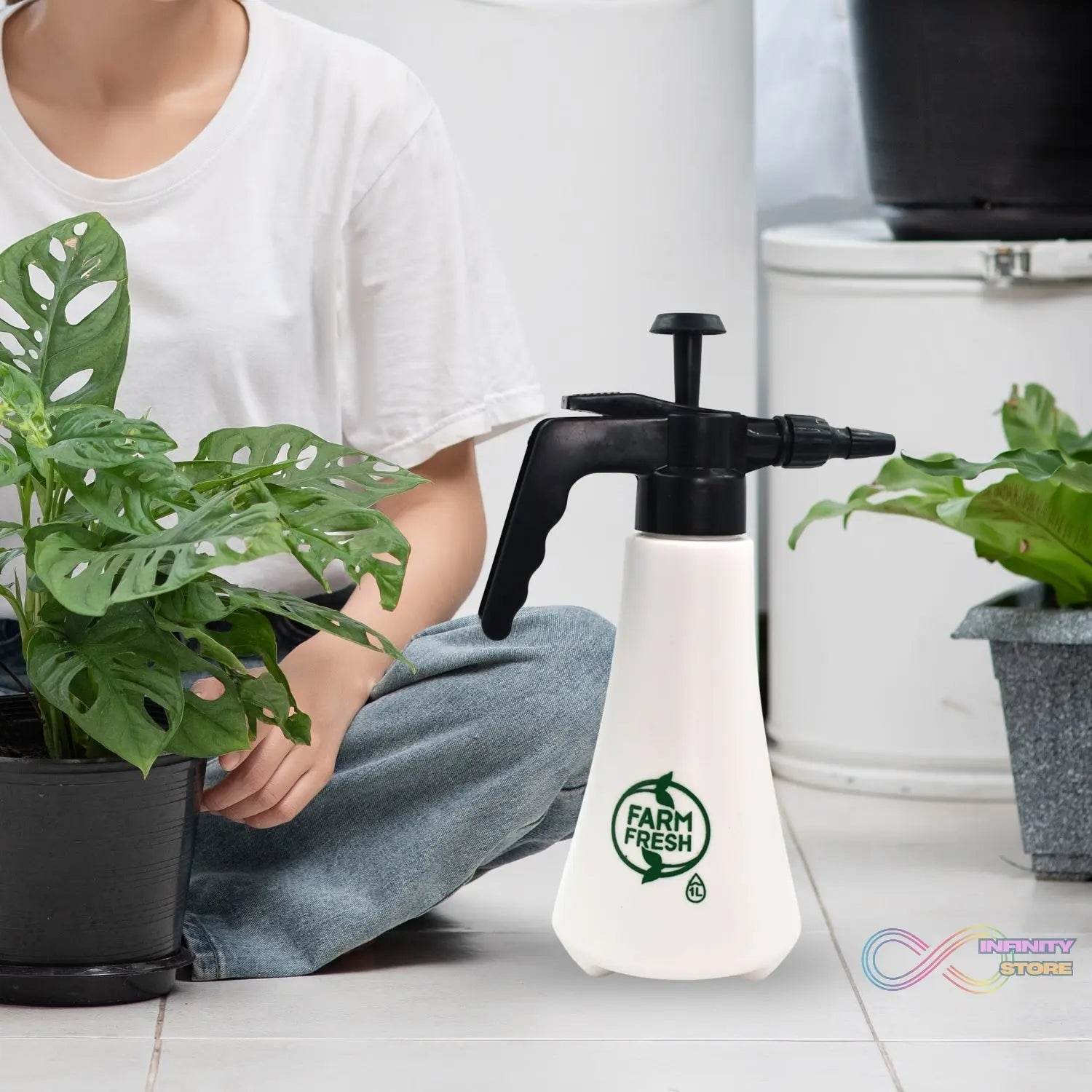 1 litre Garden Sprayer used in all kinds of garden and park for sprinkling and showering purposes. - infinityexculsivestore.com