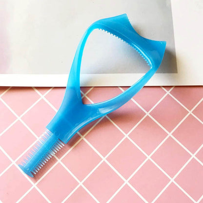 3 in 1 Plastic Makeup Cosmetic Eyelash Tool Lash Mascara Applicator Eyelashes Guide Eyelashes Brush Curler Comb Eye Makeup Tool Female Supply (1 Pc) - infinityexculsivestore.com