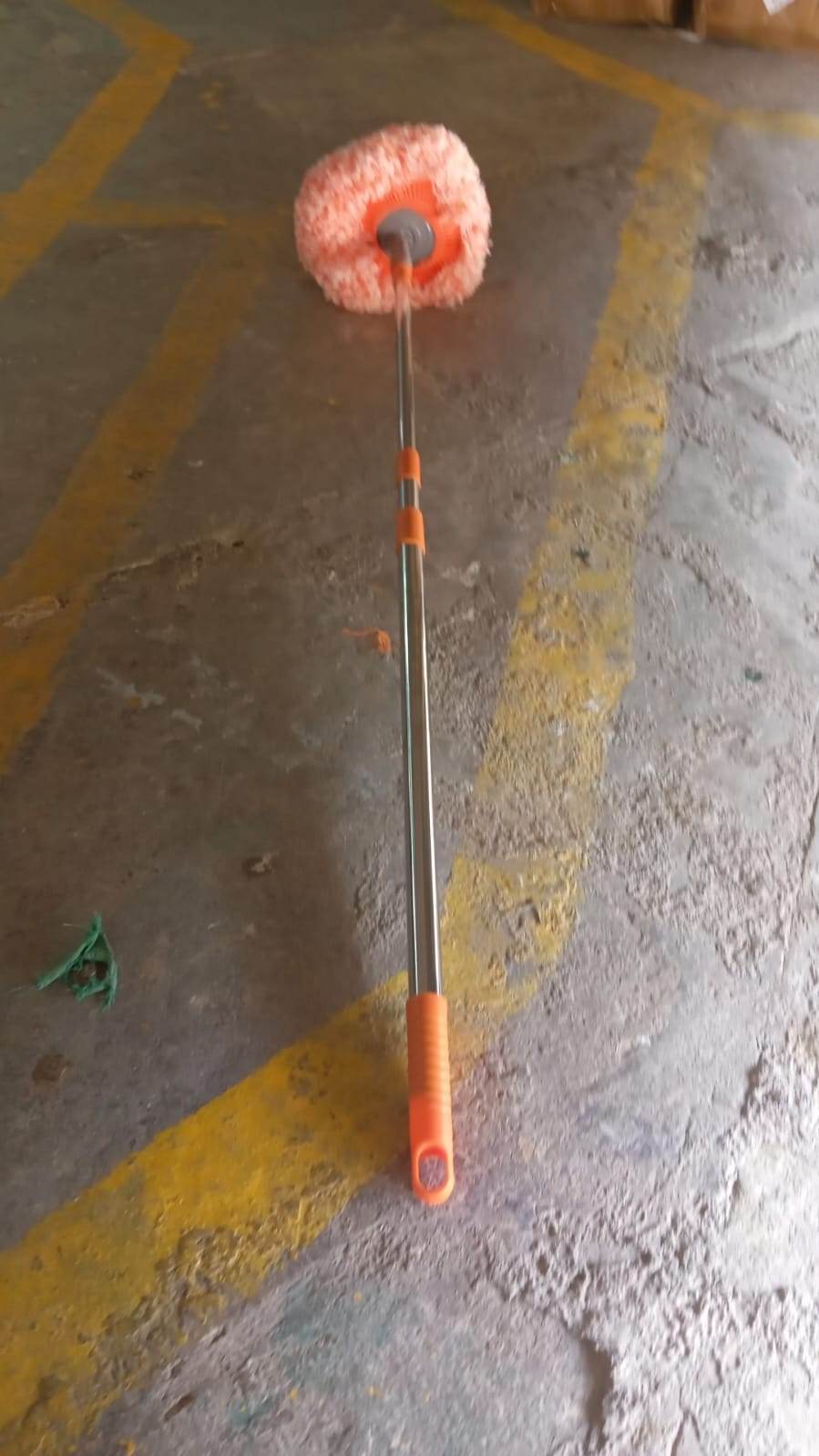 360° Rotatable Ceiling Dust Cleaning Mop Extendable Long Lightweight Handle Mop Heads Pad, Spin Scrubber for Ceiling Floor Bathroom Kitchen Tile - infinityexculsivestore.com